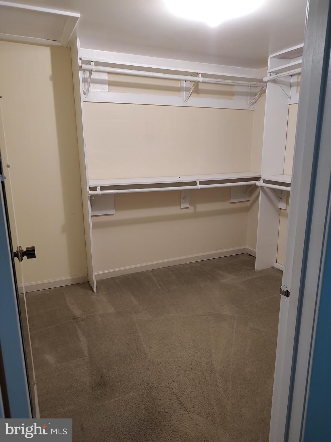 10241 PRINCE PLACE 27-T2