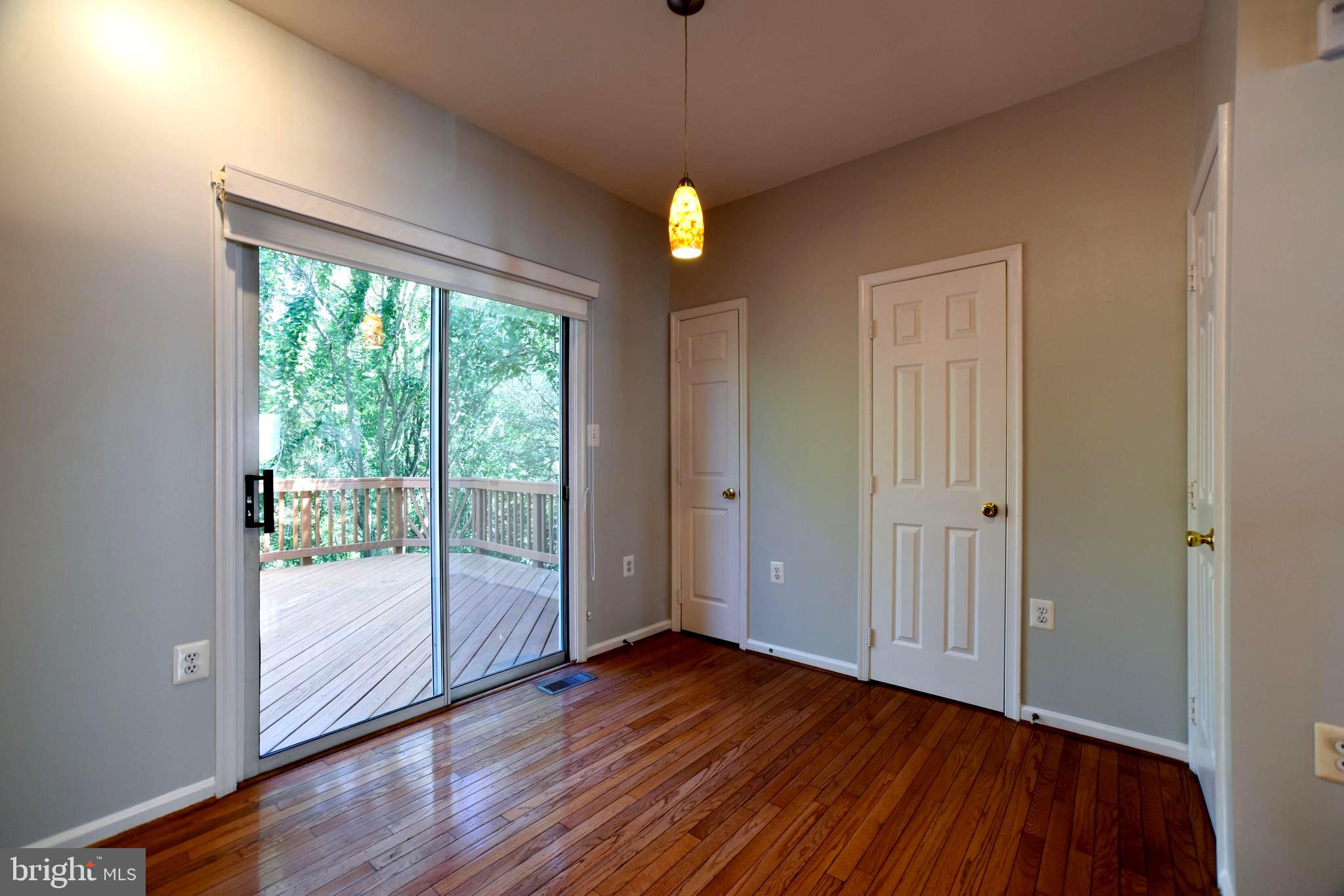 POTOMAC HUNT - Residential