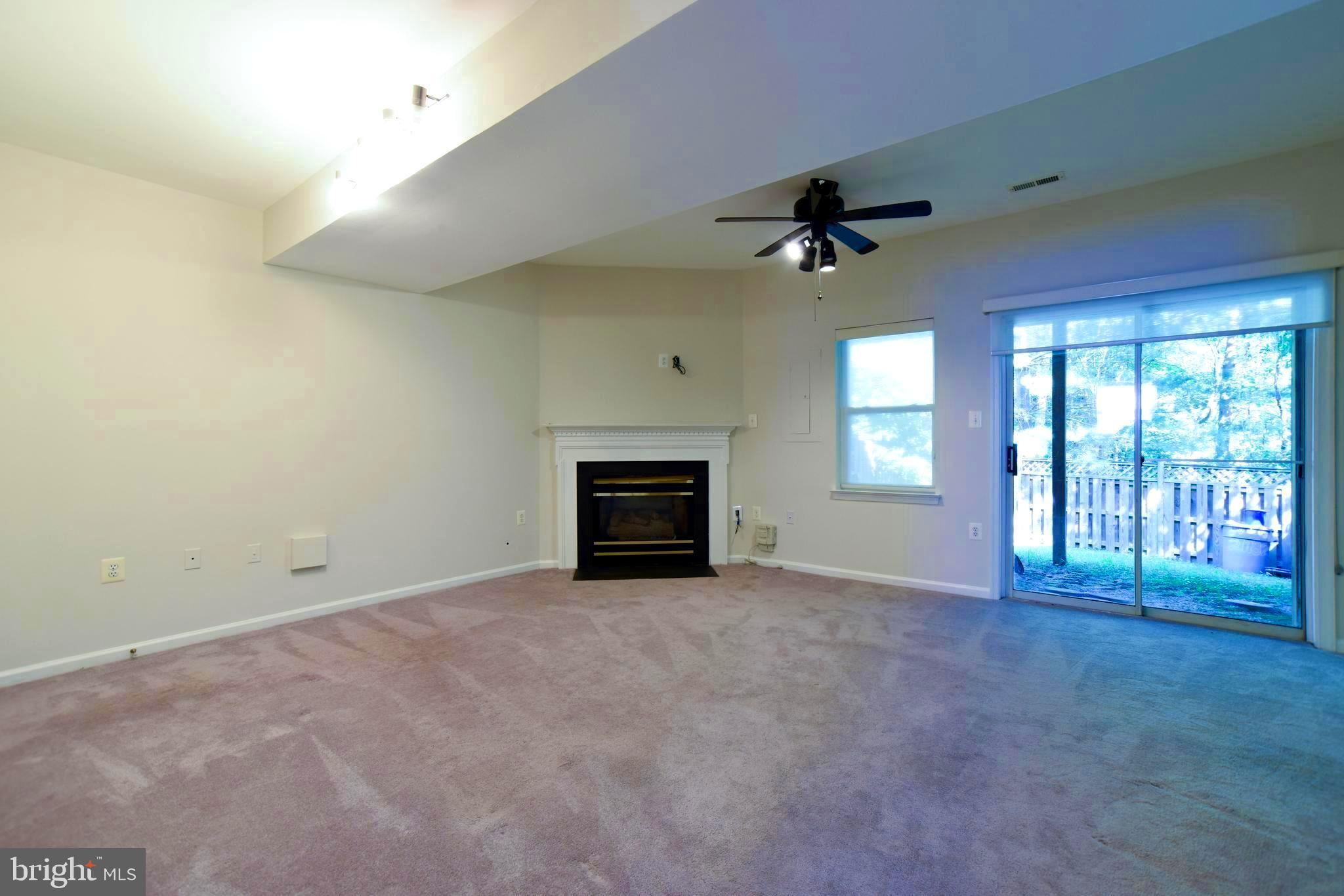 POTOMAC HUNT - Residential