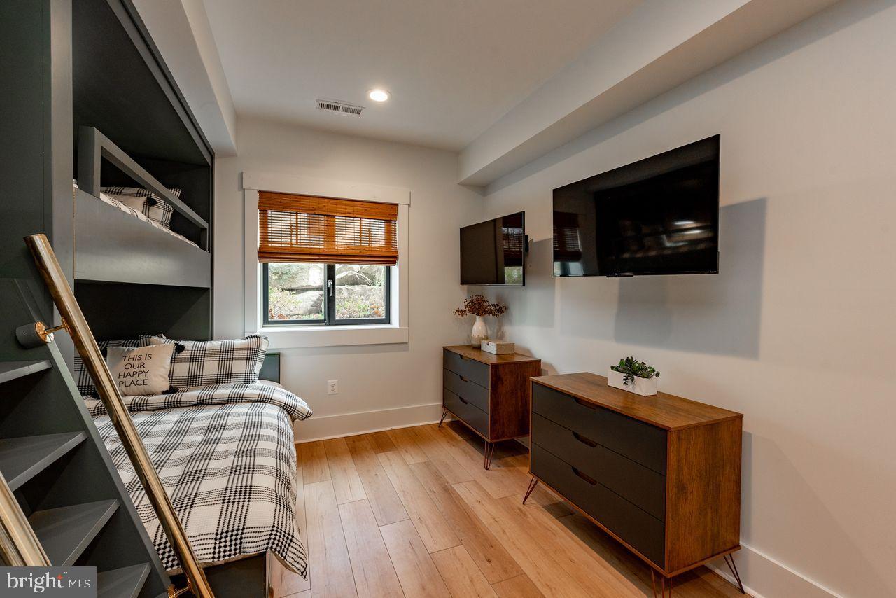 RIDGE RUN AT NORTH CAMP - Residential