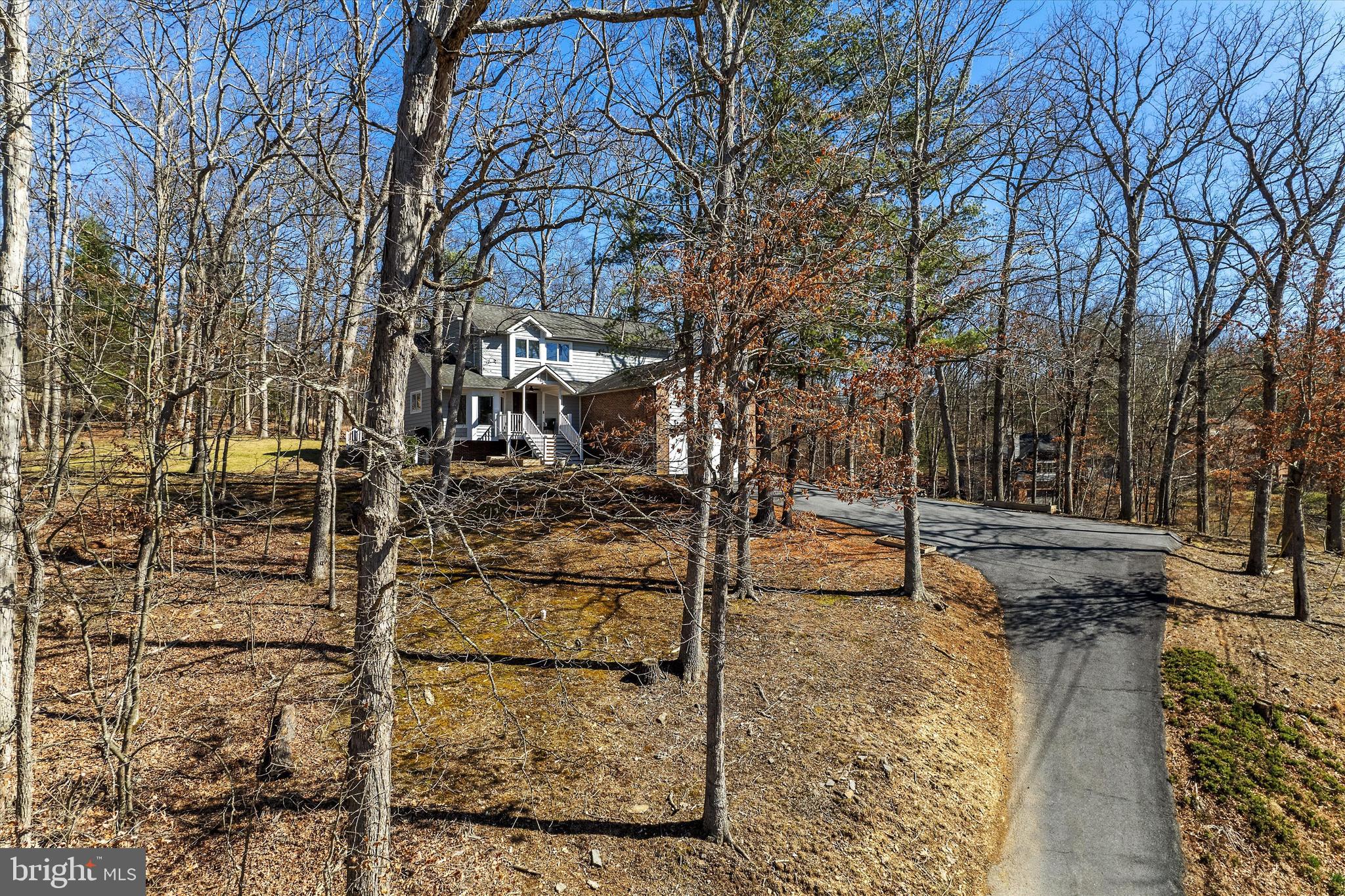 LAKE HOLIDAY ESTATES - Residential