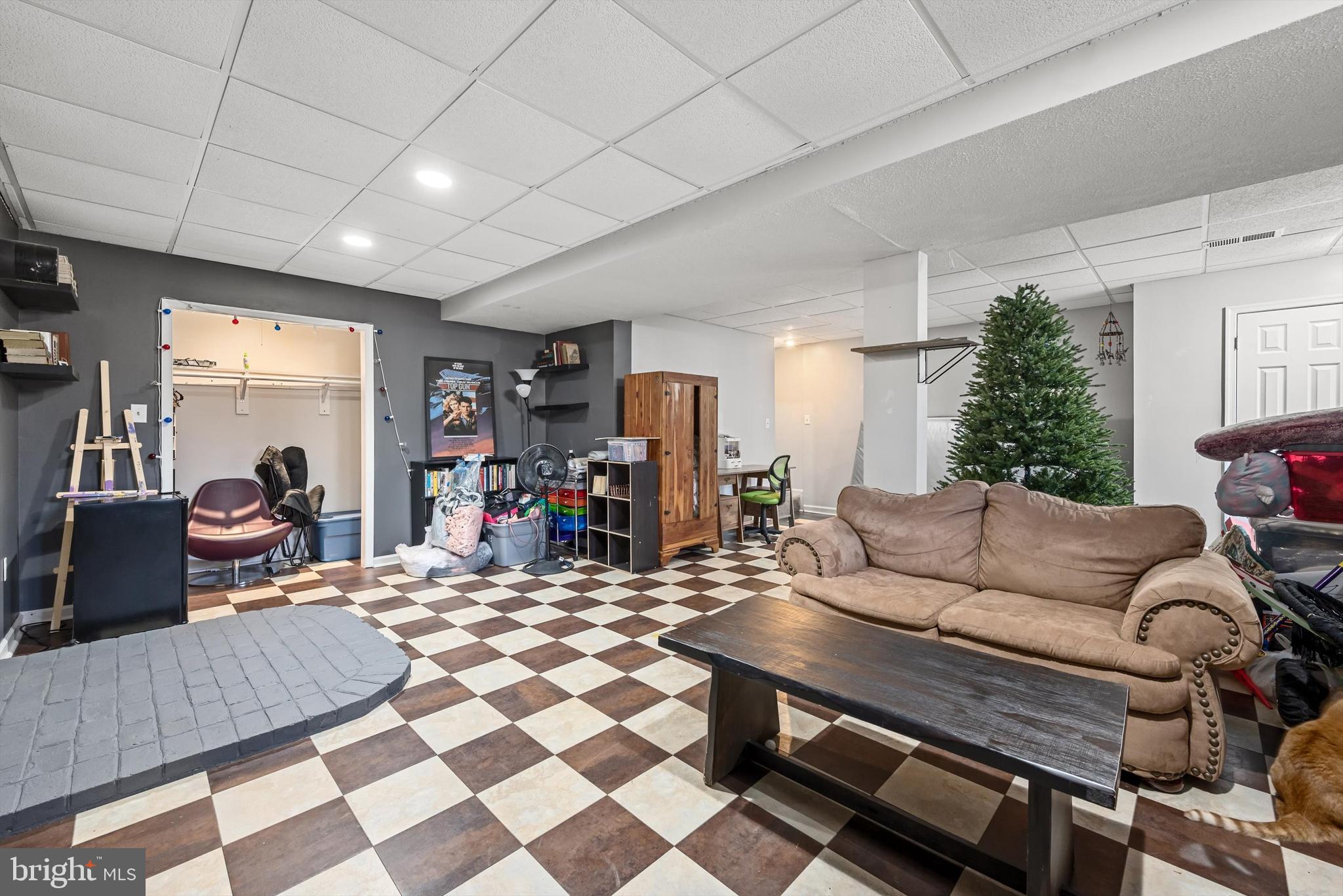 LAKE HOLIDAY ESTATES - Residential