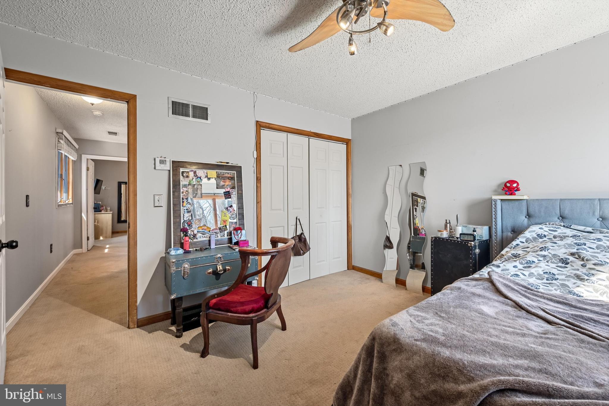 LAKE HOLIDAY ESTATES - Residential