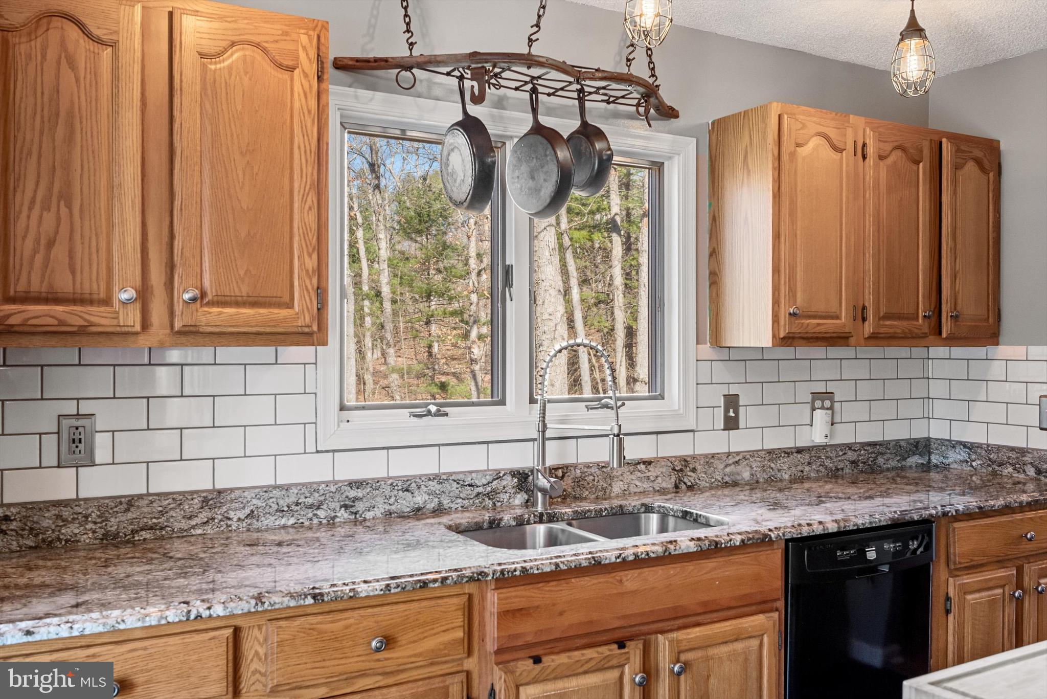 LAKE HOLIDAY ESTATES - Residential