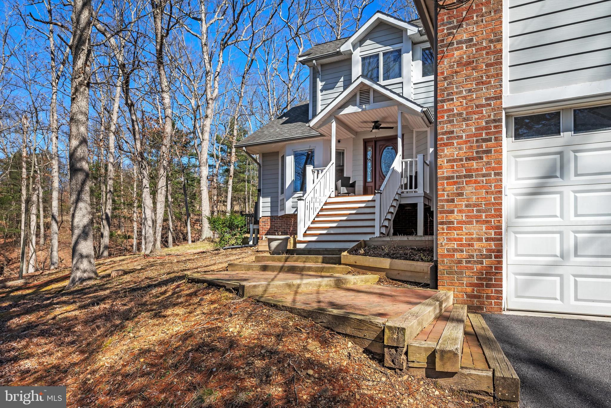 LAKE HOLIDAY ESTATES - Residential