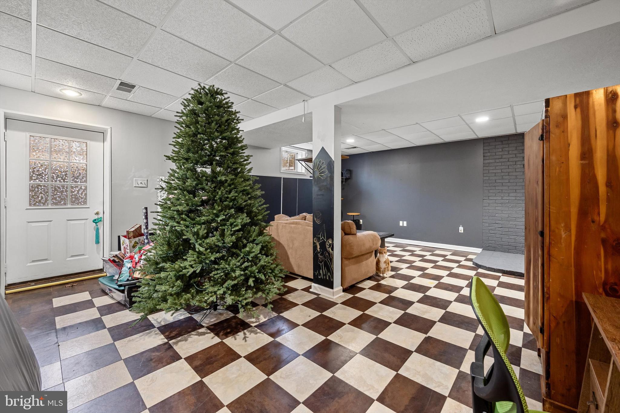 LAKE HOLIDAY ESTATES - Residential