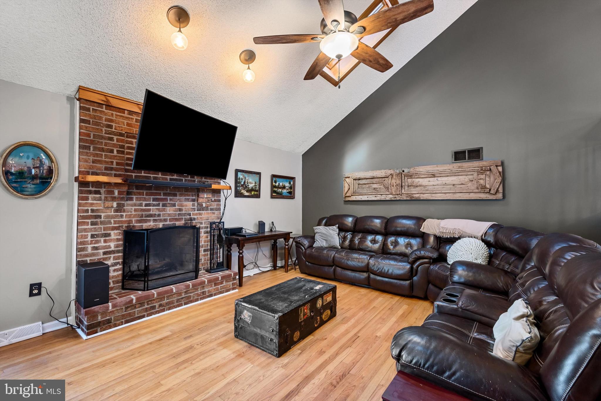 LAKE HOLIDAY ESTATES - Residential