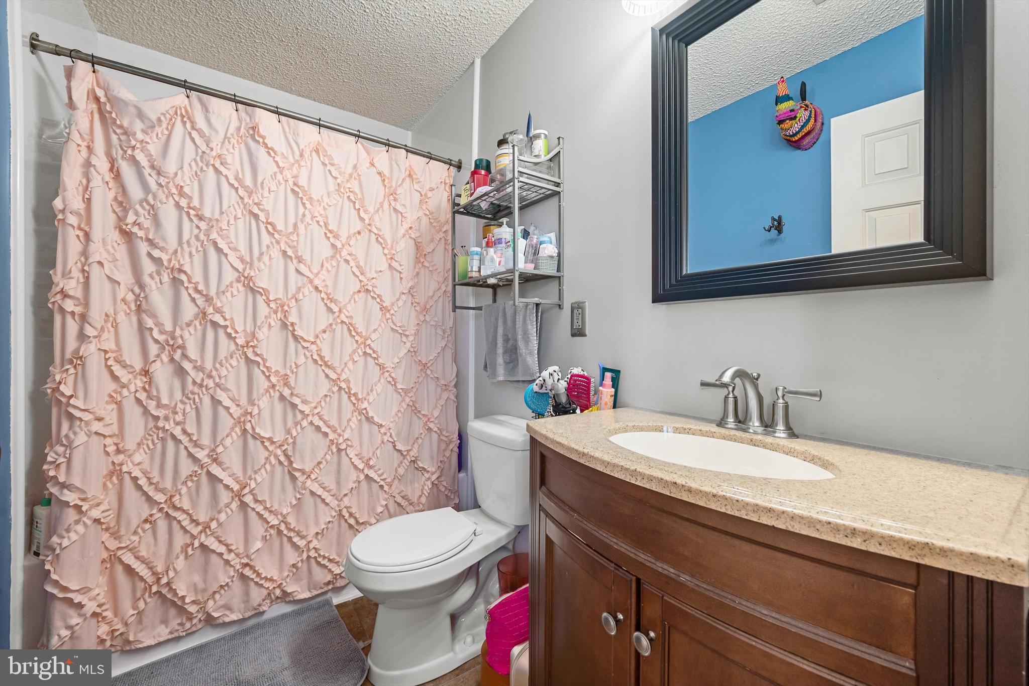 LAKE HOLIDAY ESTATES - Residential