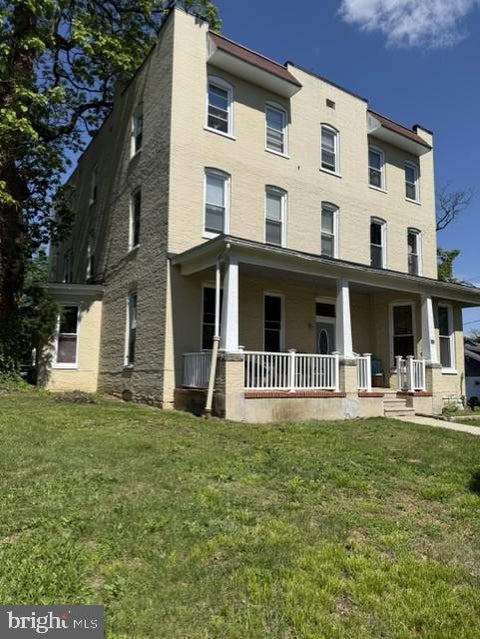 Photo of 601 Highland Way, HAGERSTOWN, MD 21740 (MLS # MDWA2038588)