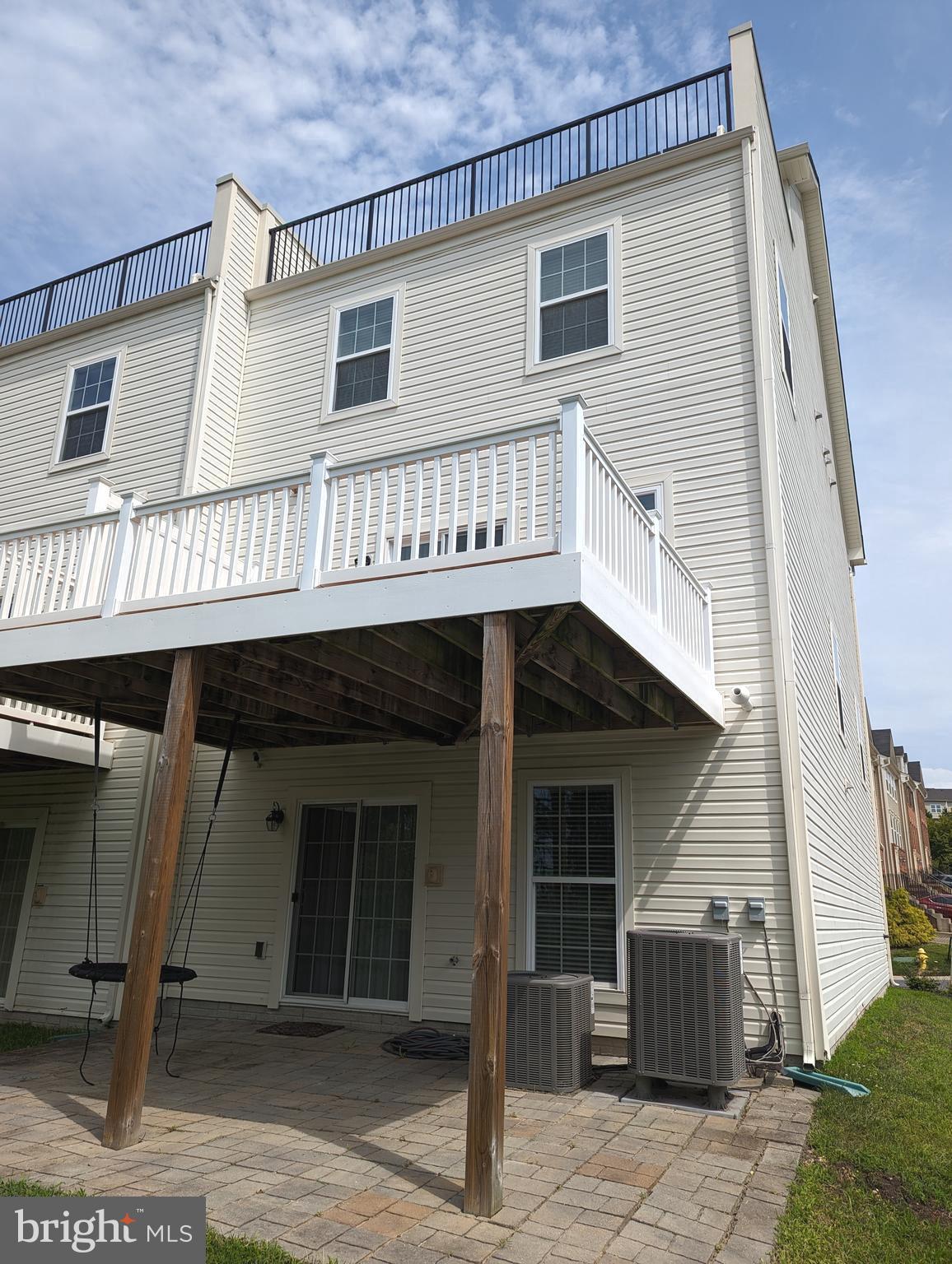 FIELDSTONE FARM - Residential