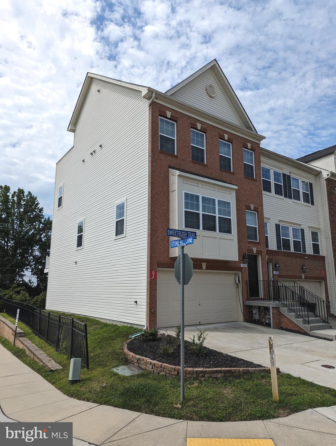 FIELDSTONE FARM - Residential