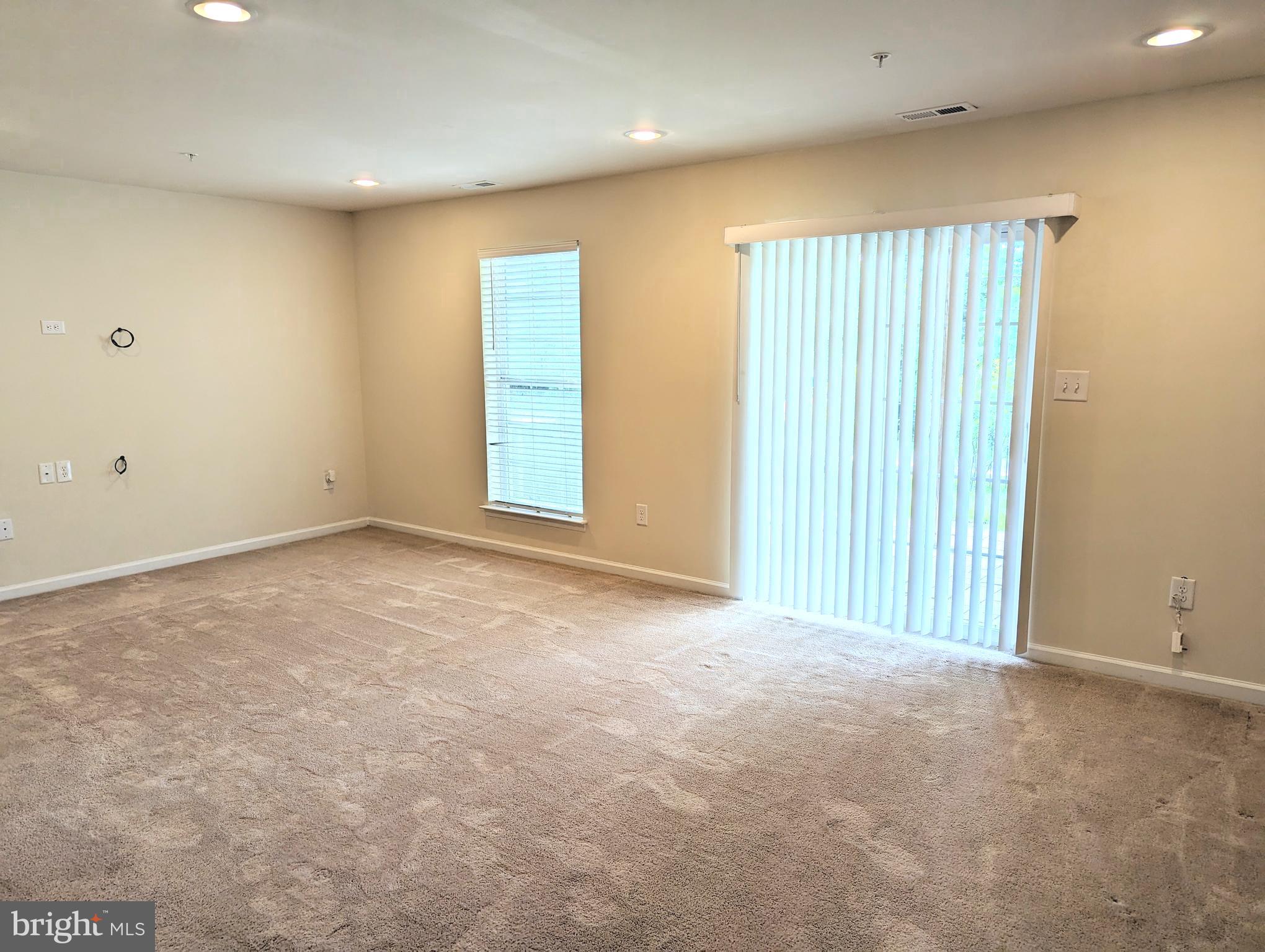 FIELDSTONE FARM - Residential