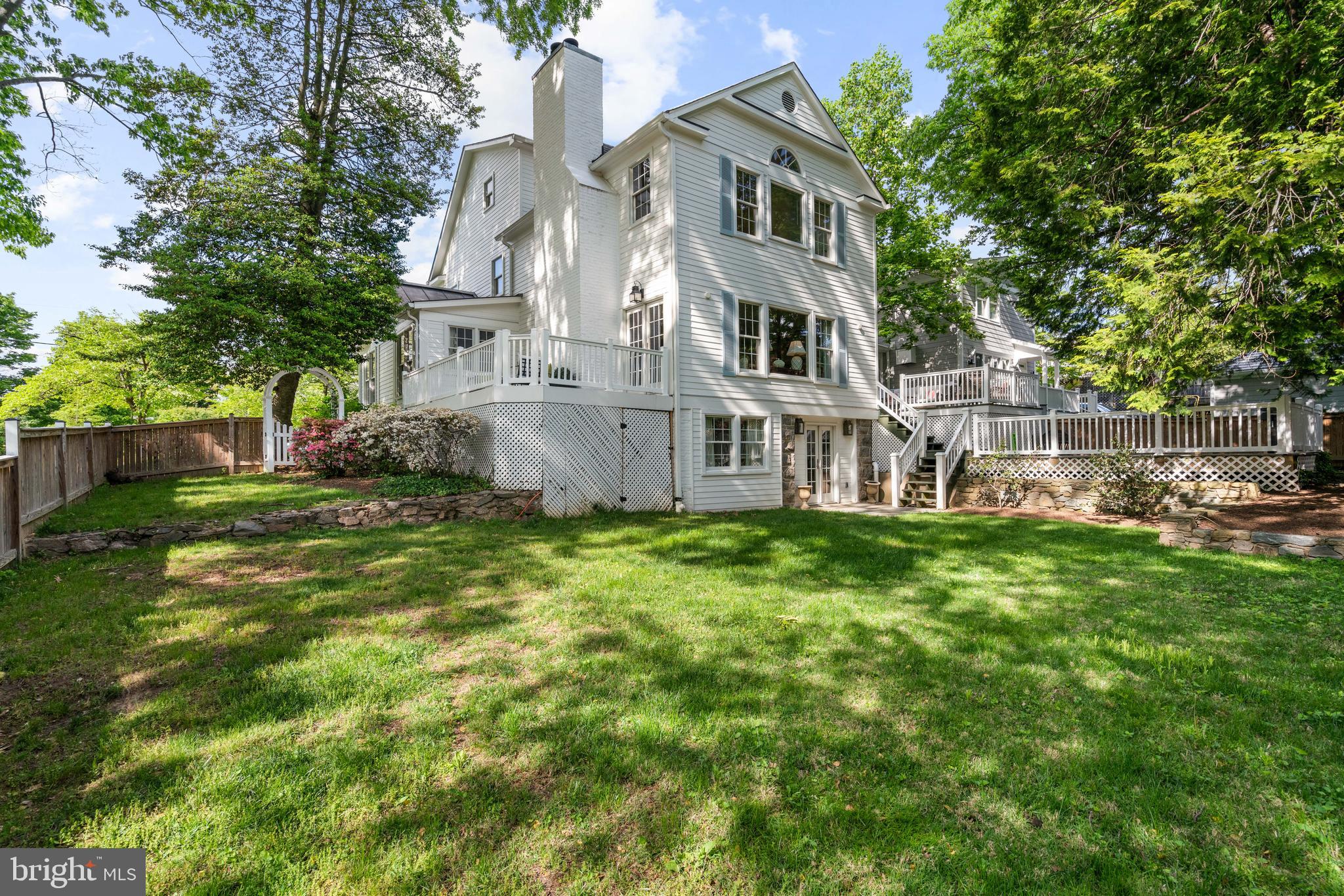 CHEVY CHASE - Residential