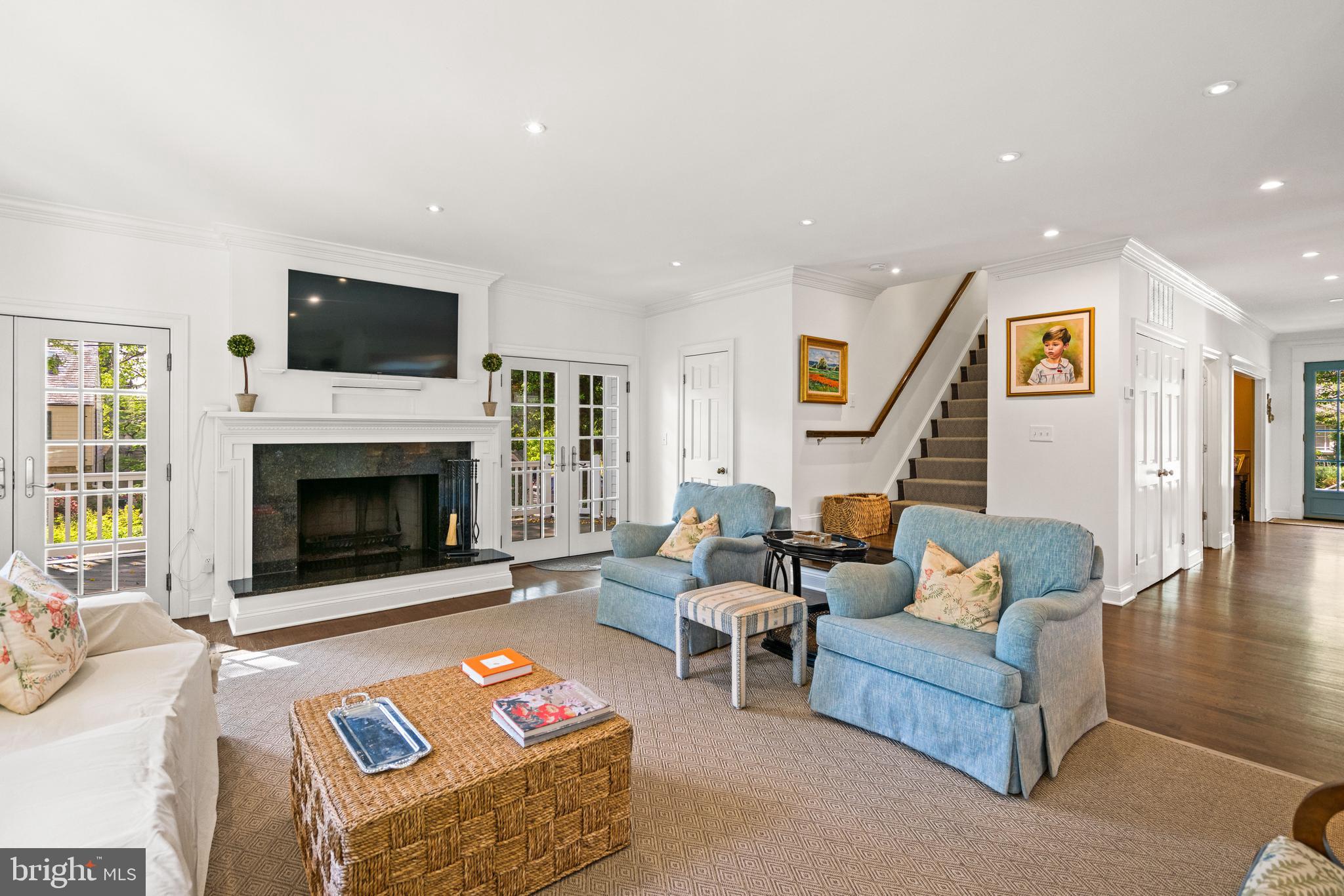 CHEVY CHASE - Residential