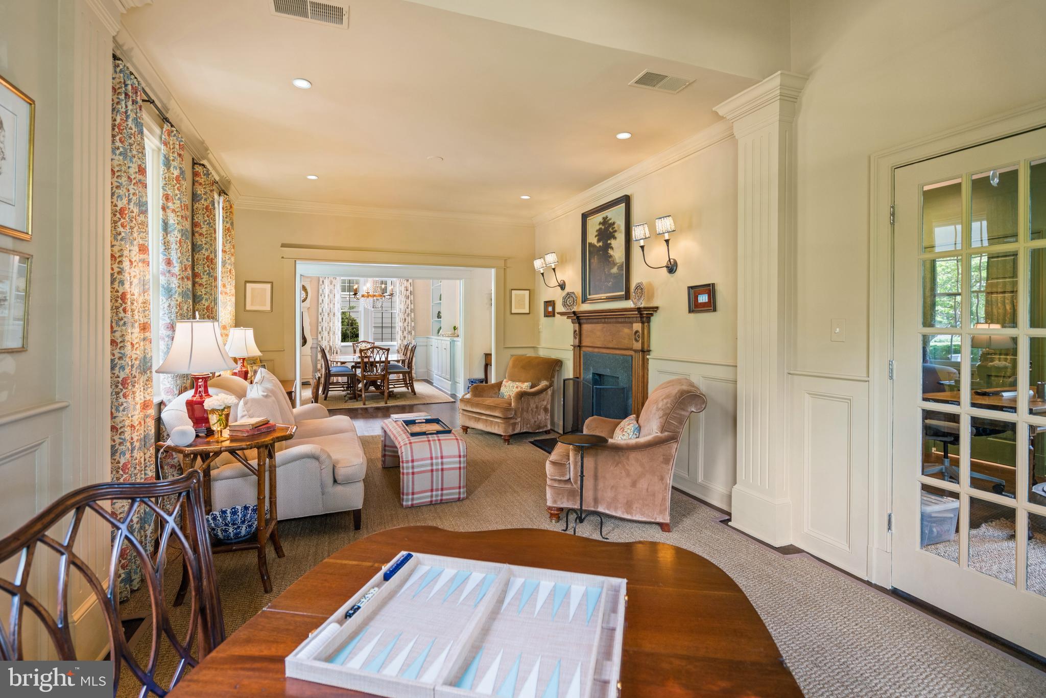 CHEVY CHASE - Residential