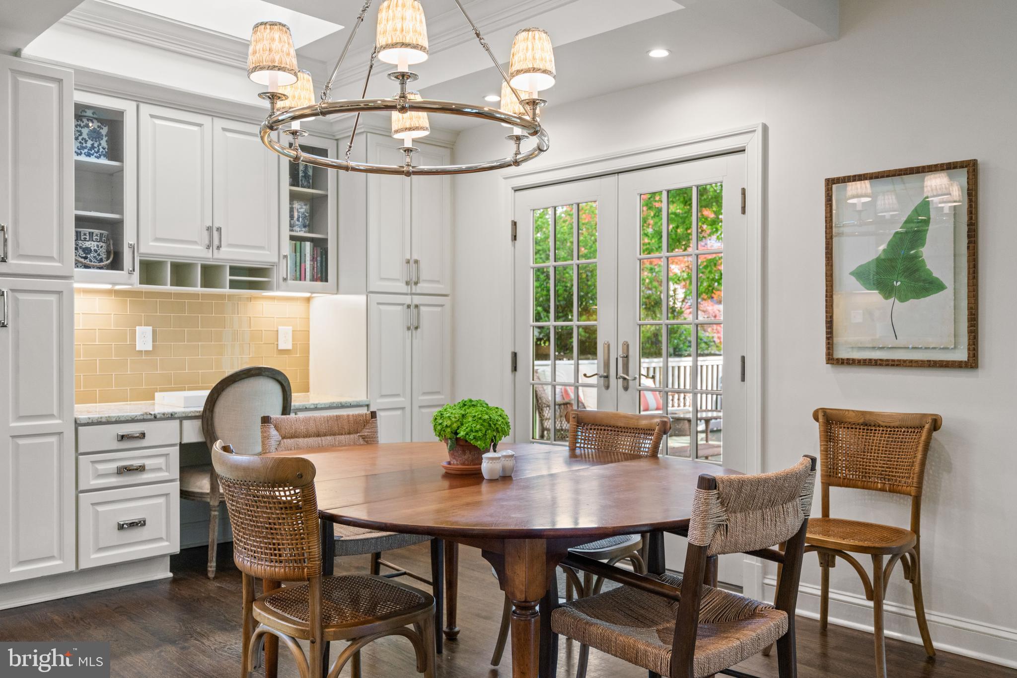 CHEVY CHASE - Residential