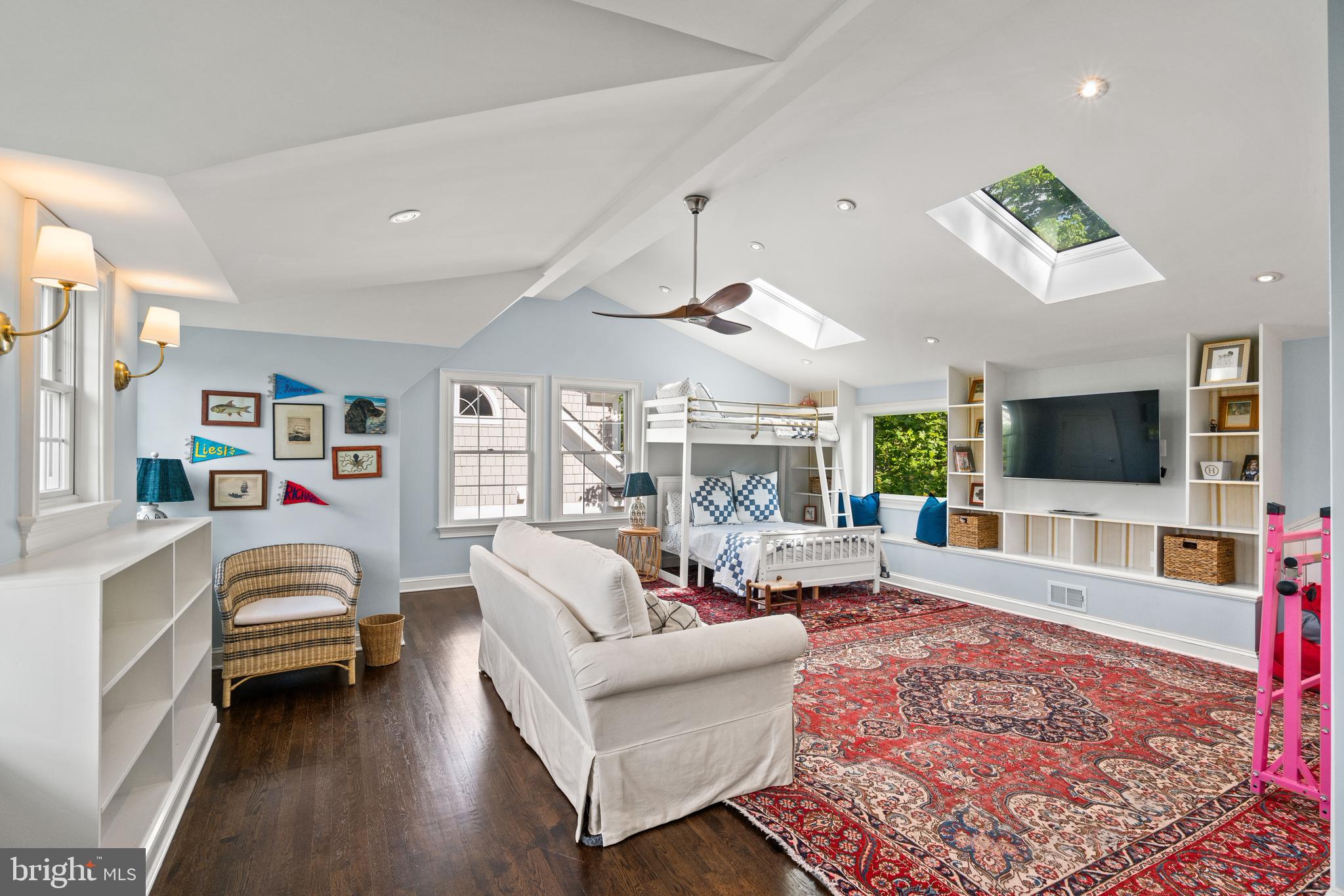 CHEVY CHASE - Residential
