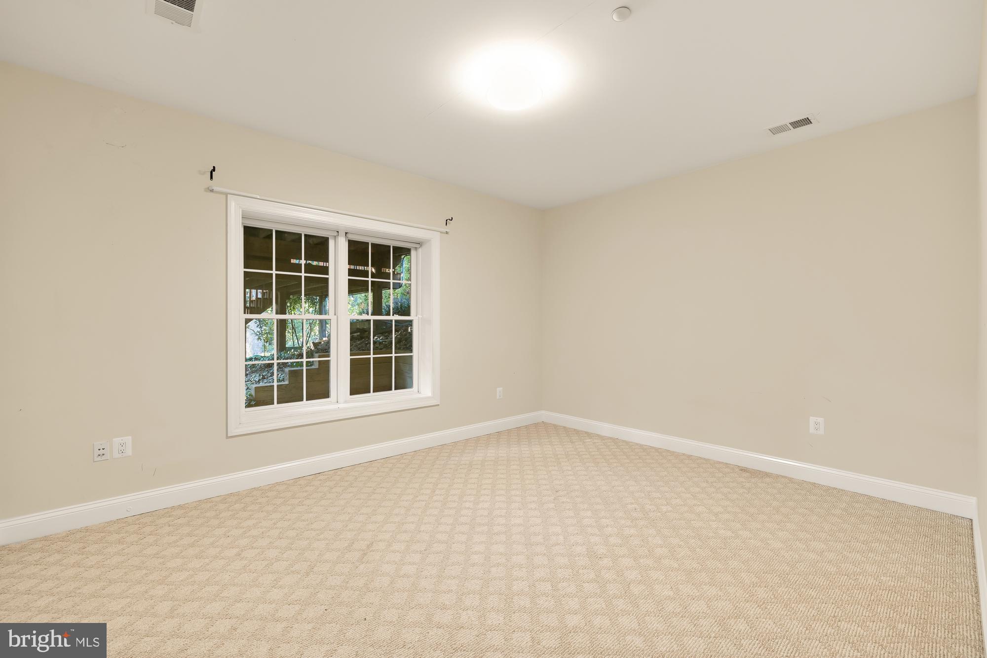 PARKWOOD - Residential