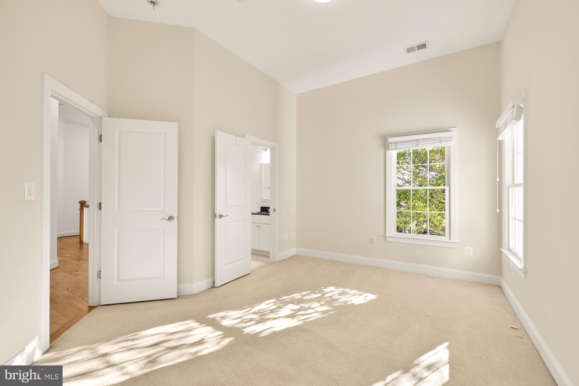 PARKWOOD - Residential