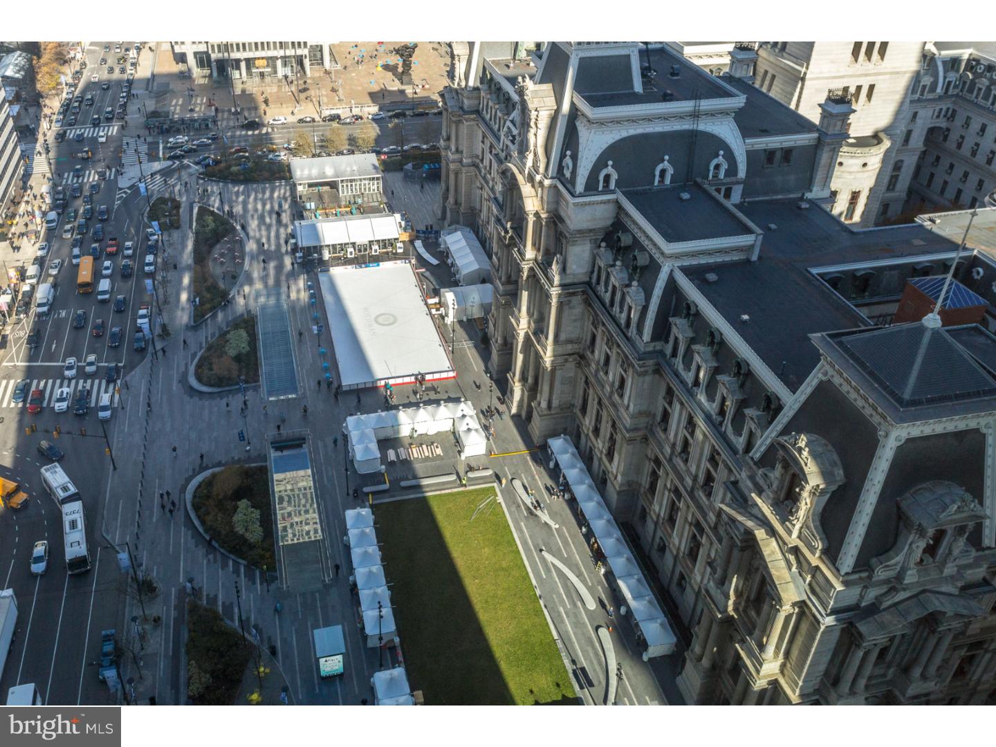 AVENUE OF THE ARTS - Residential