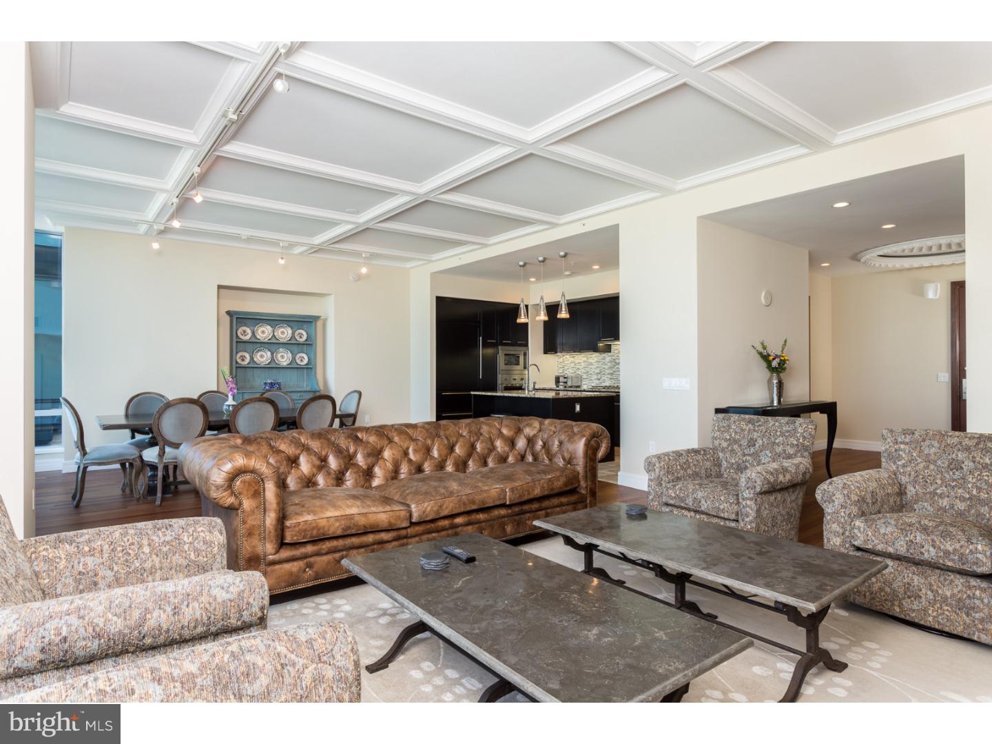 AVENUE OF THE ARTS - Residential