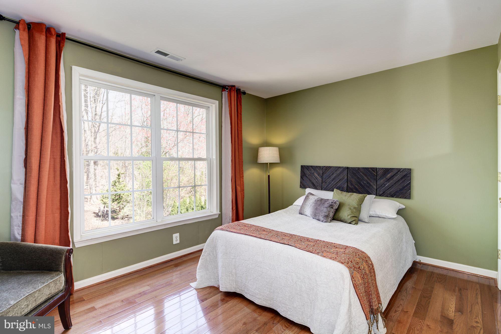 VINEYARD OAK - Residential