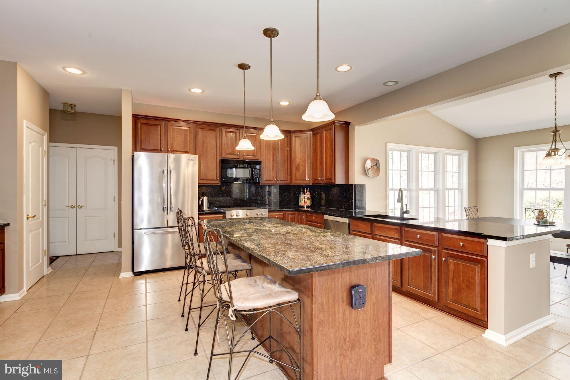 VINEYARD OAK - Residential