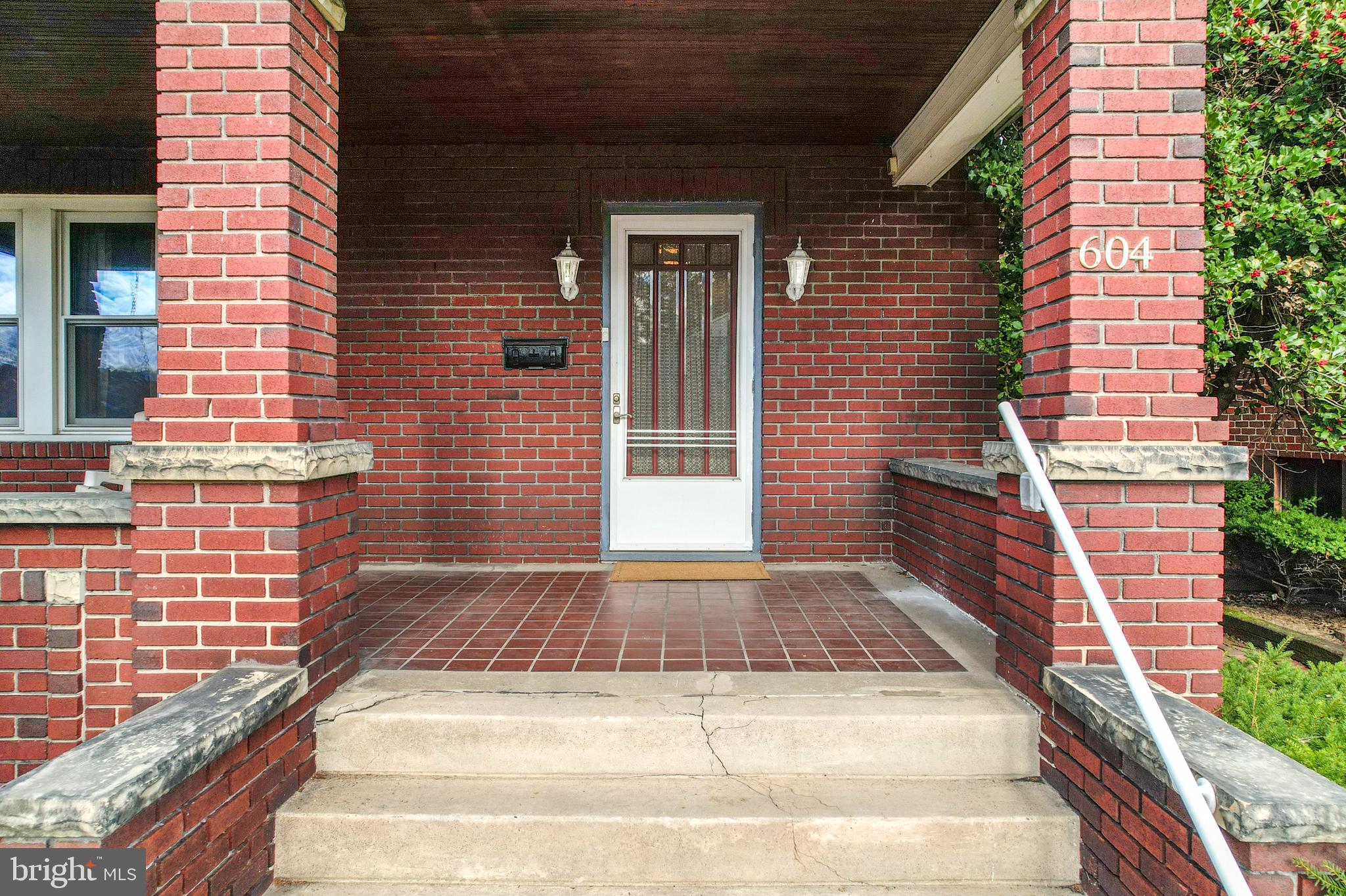 604 KENT AVENUE