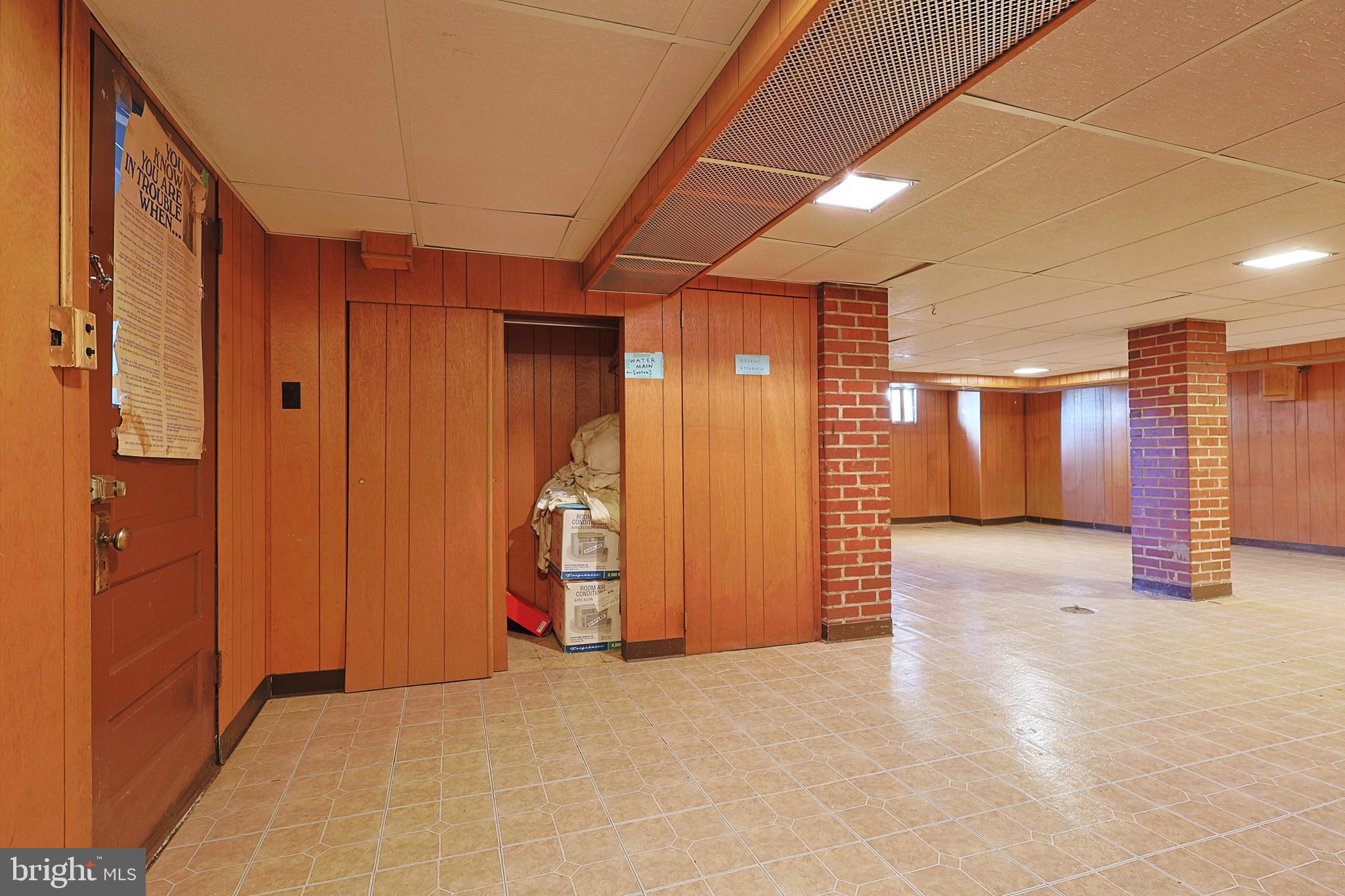 SOUTH END - Residential