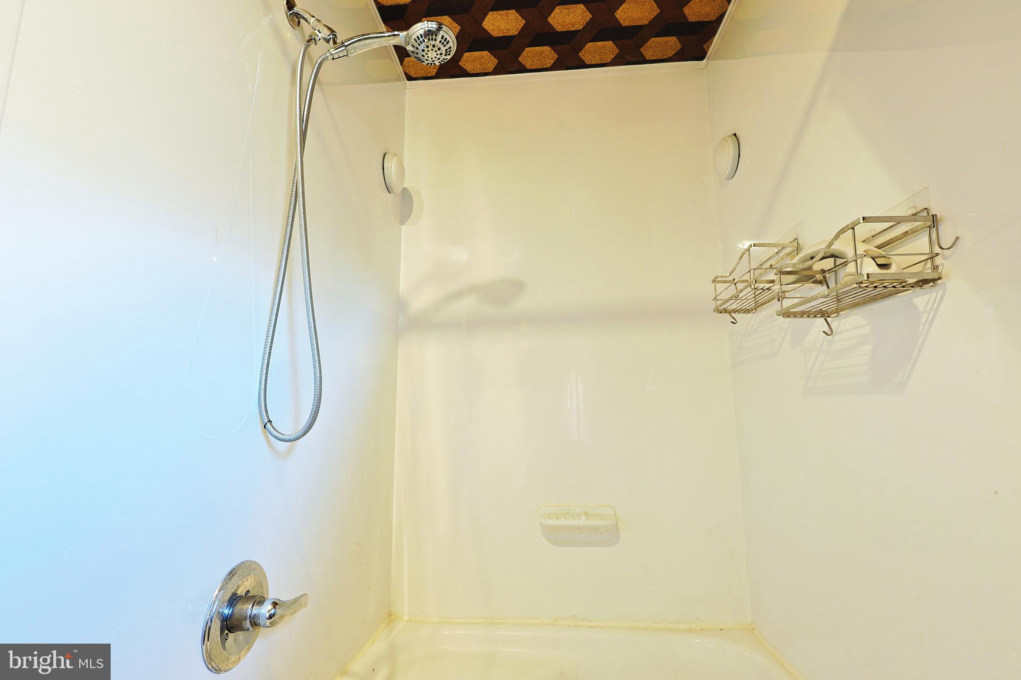 SOUTH END - Residential