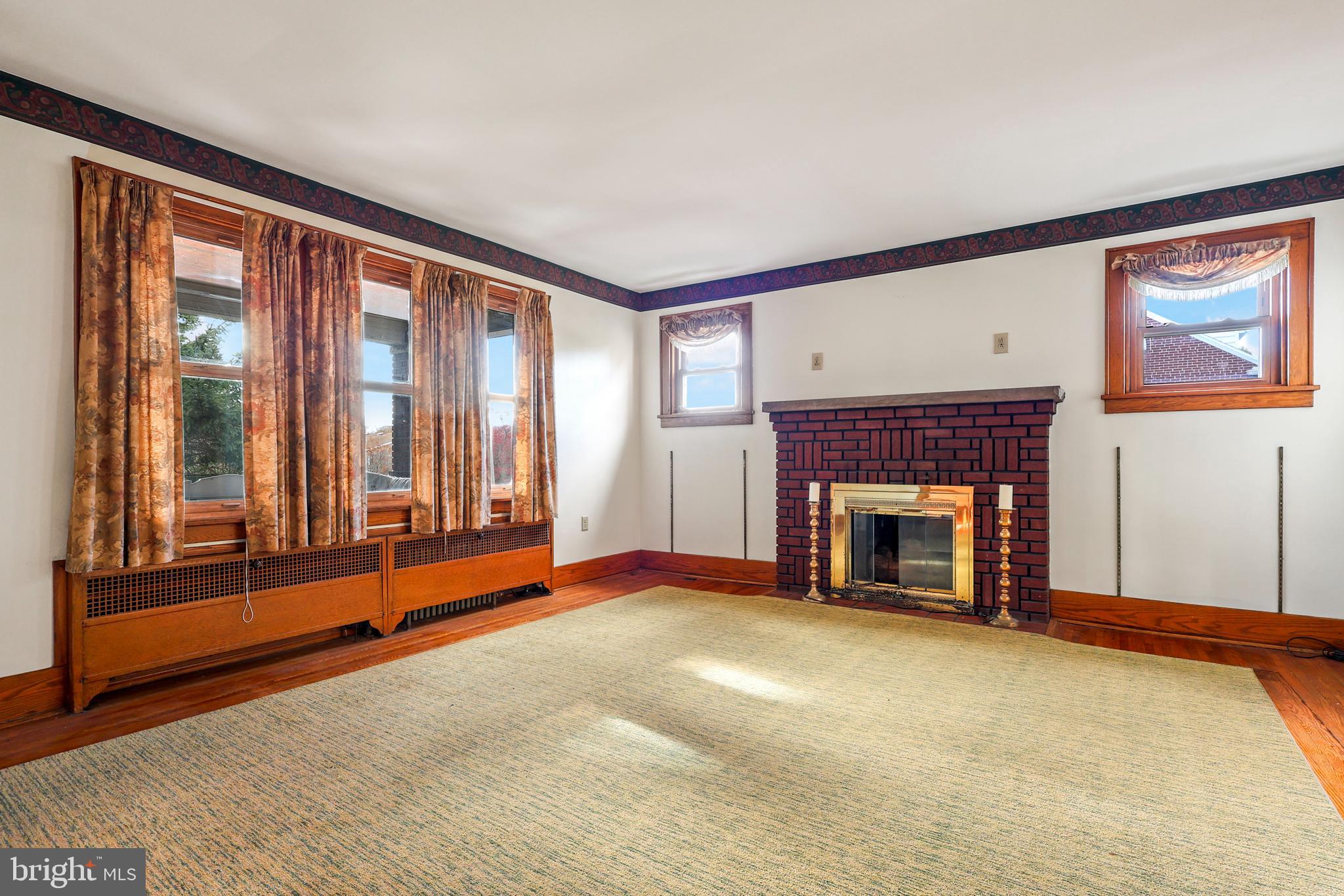 SOUTH END - Residential