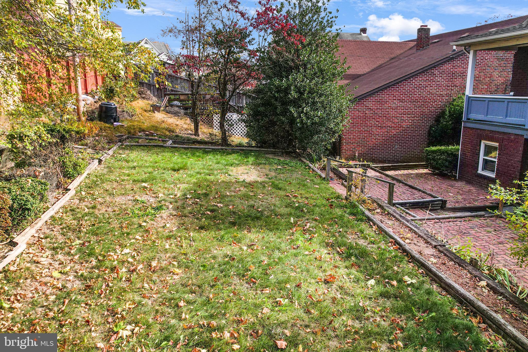 SOUTH END - Residential