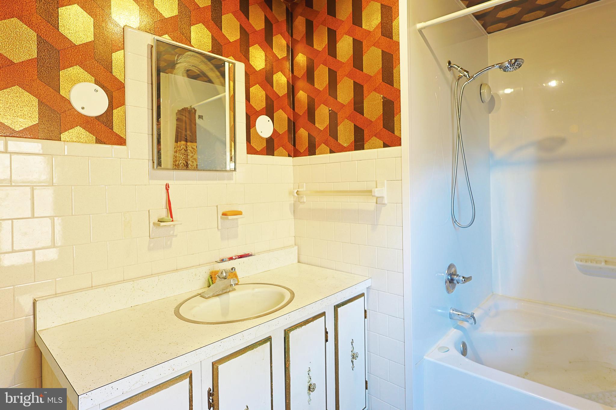 SOUTH END - Residential