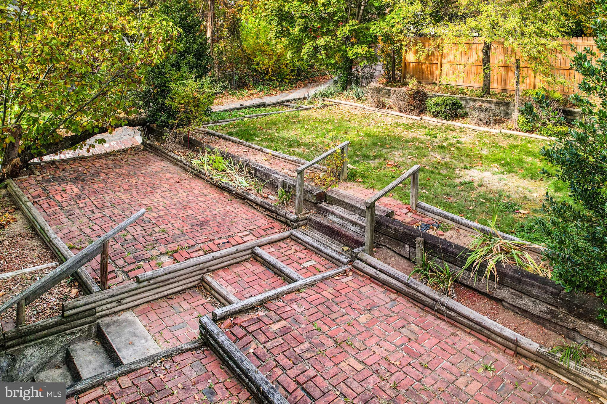 SOUTH END - Residential