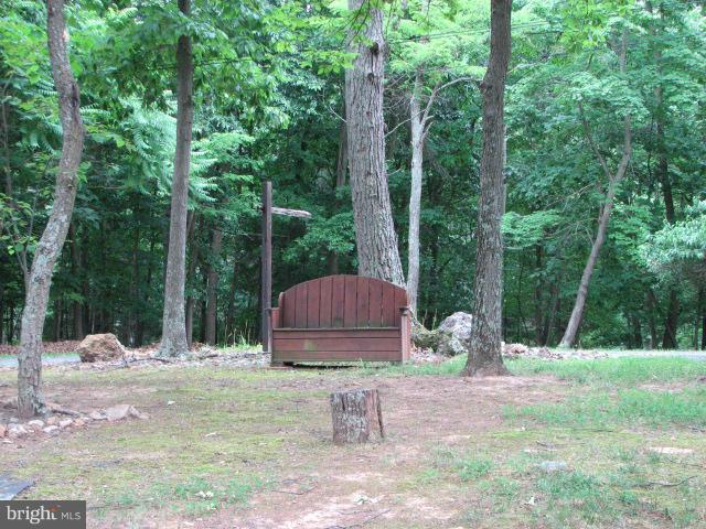 ASPEN HILL FARMS - Residential Lease