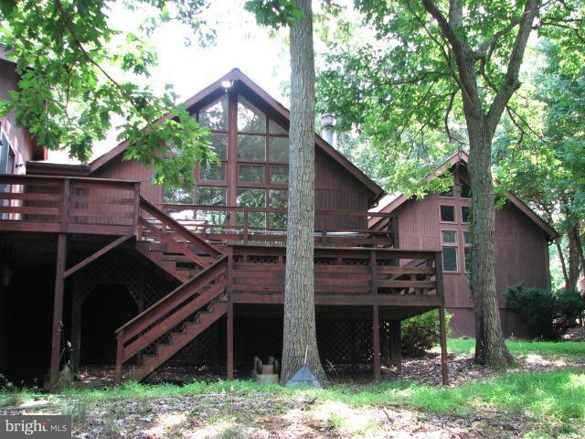 ASPEN HILL FARMS - Residential Lease