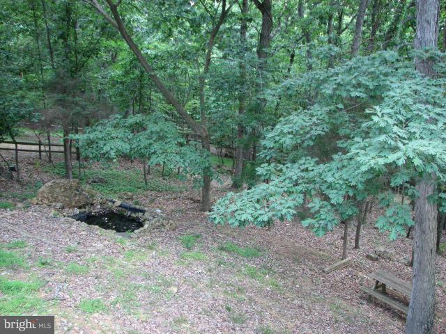 ASPEN HILL FARMS - Residential Lease