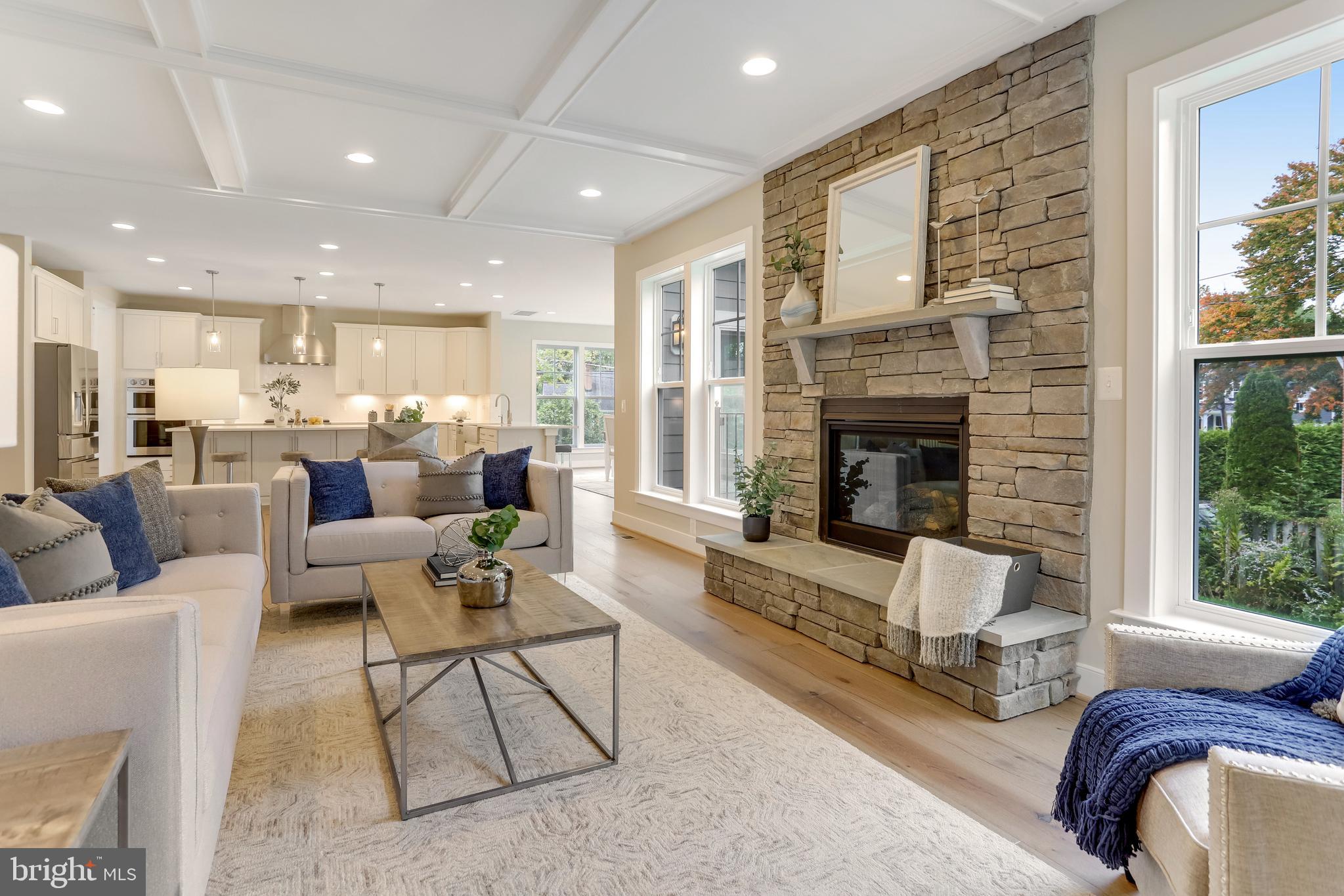 VIENNA WOODS - Residential