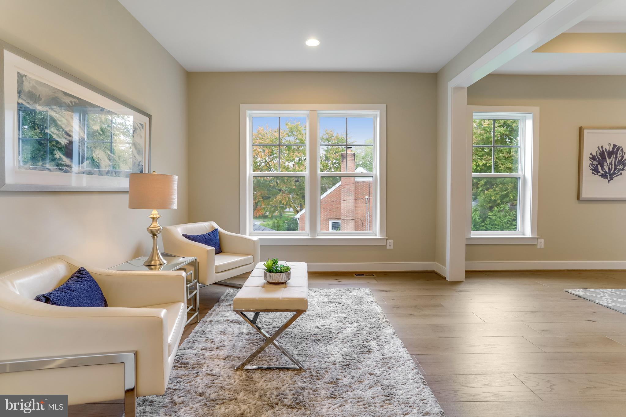 VIENNA WOODS - Residential