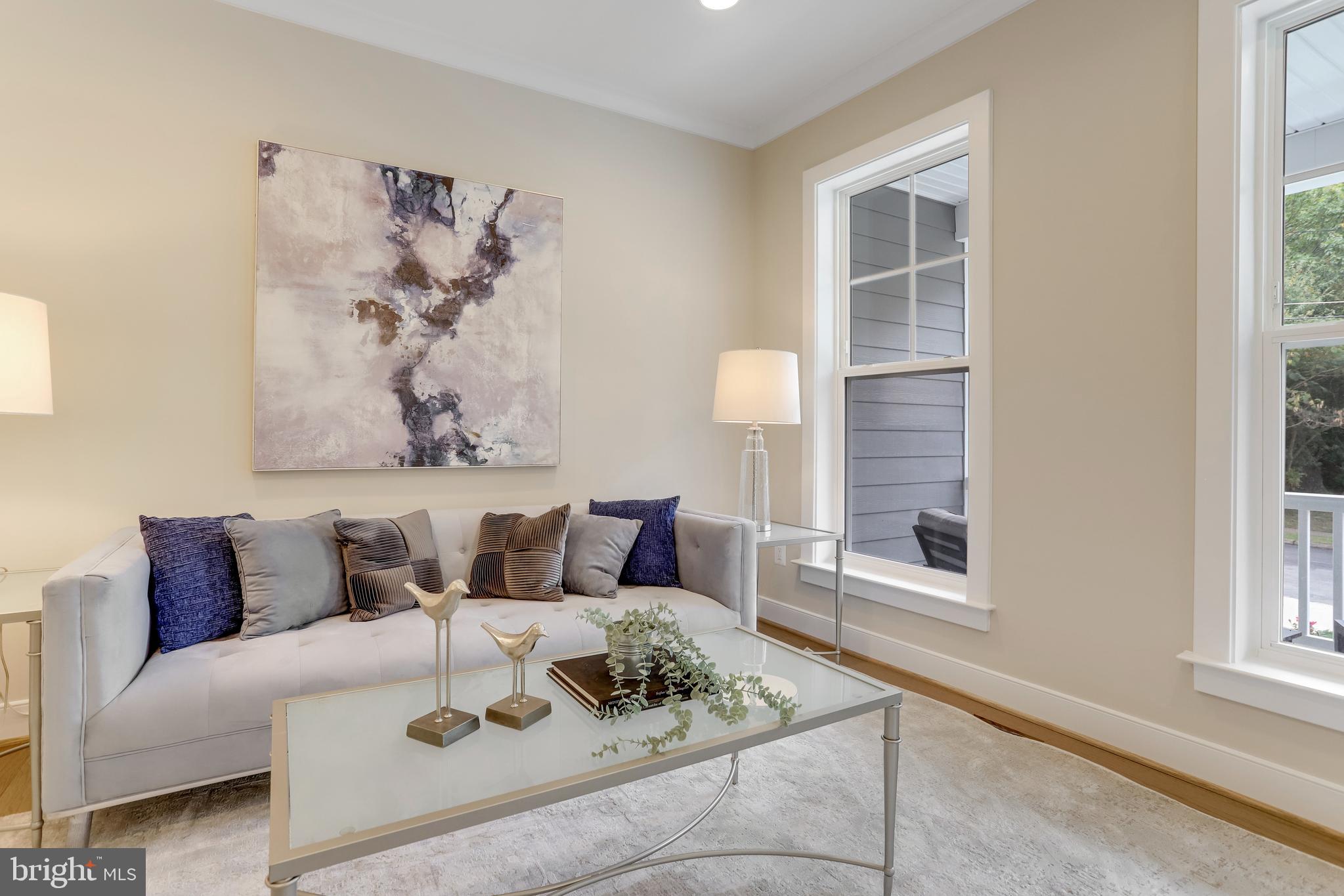 VIENNA WOODS - Residential