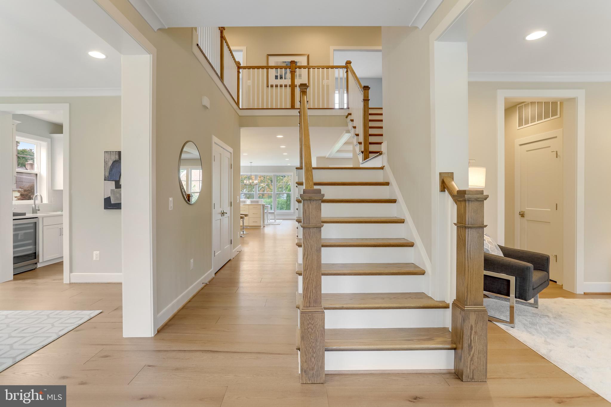 VIENNA WOODS - Residential