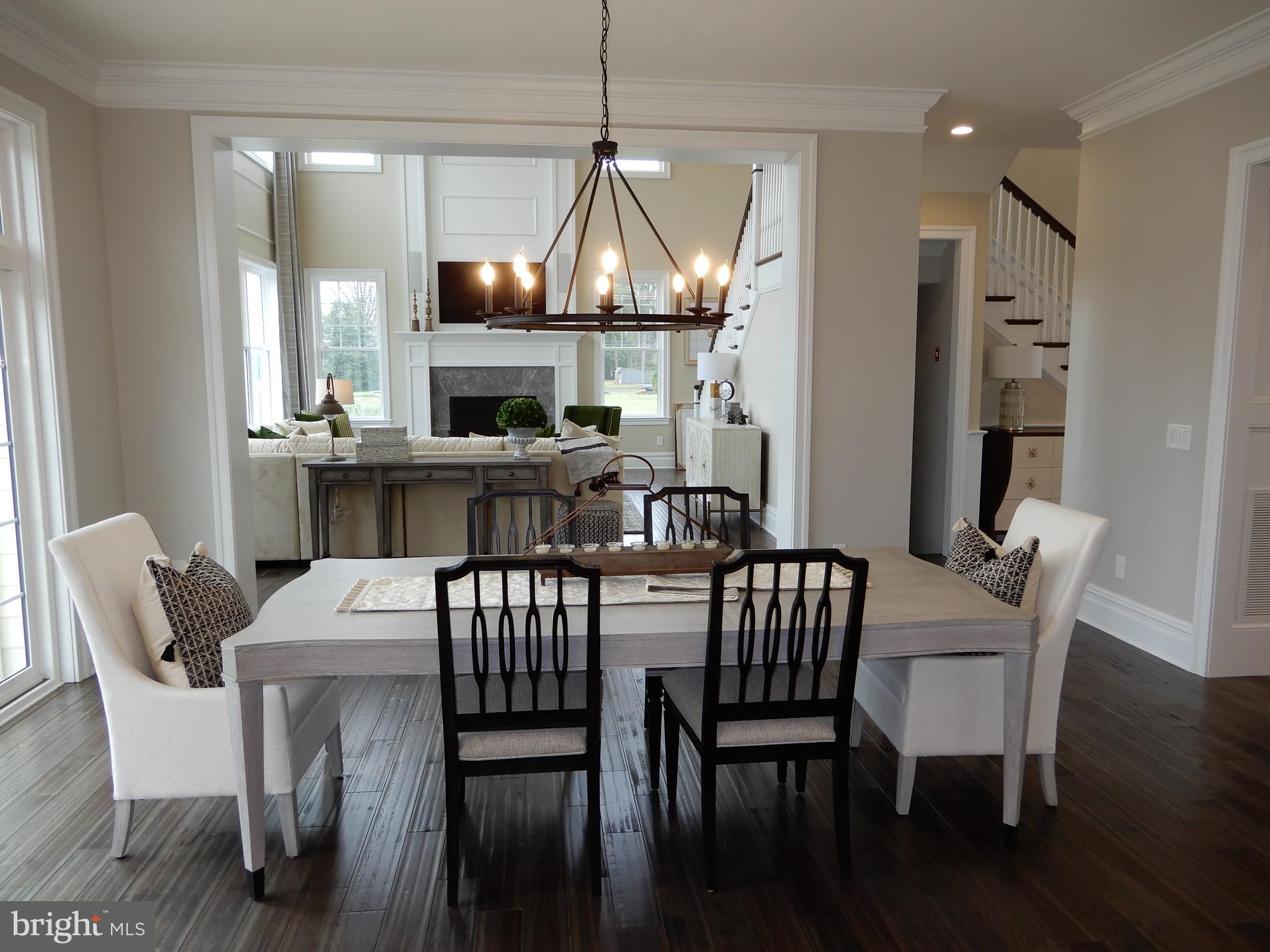 CRIMSON GLEN - Residential