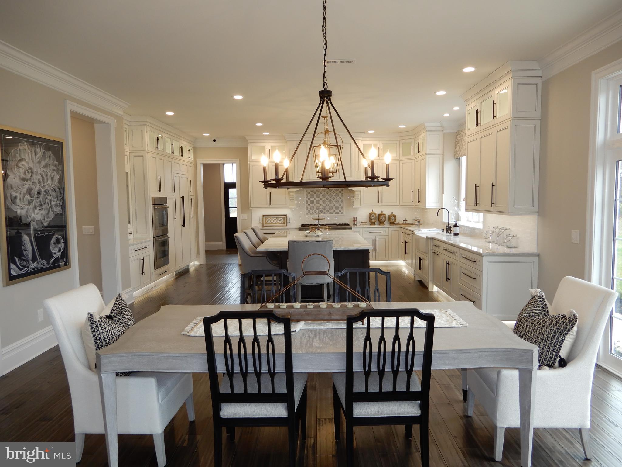CRIMSON GLEN - Residential