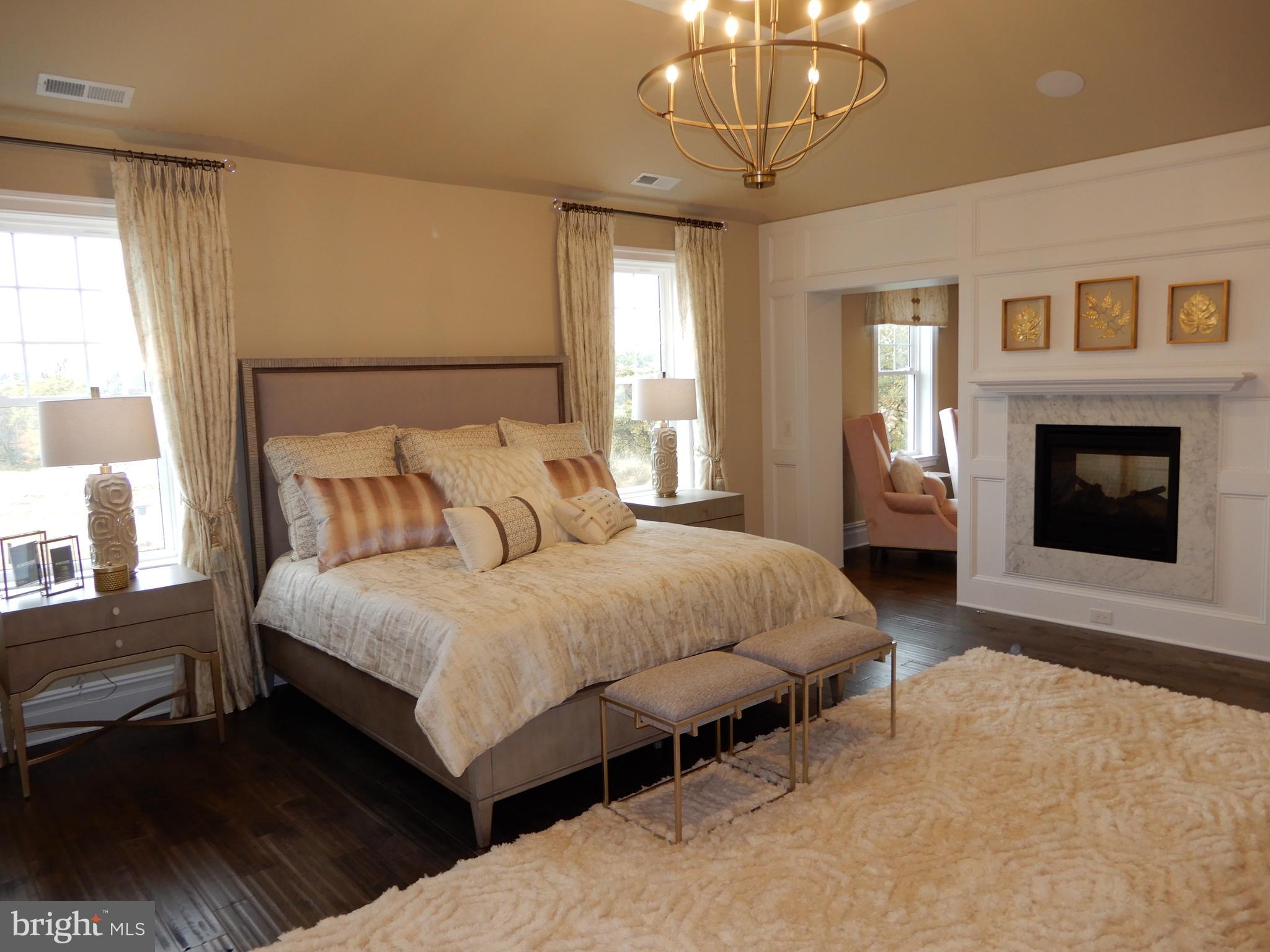 CRIMSON GLEN - Residential