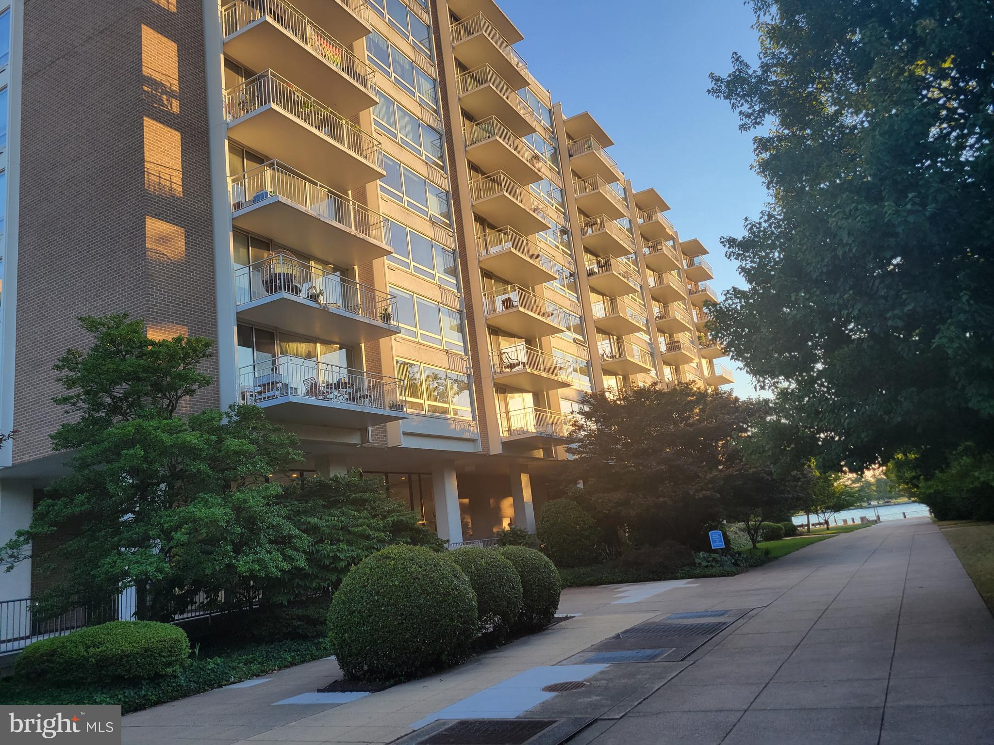 1425 4TH STREET SW A502