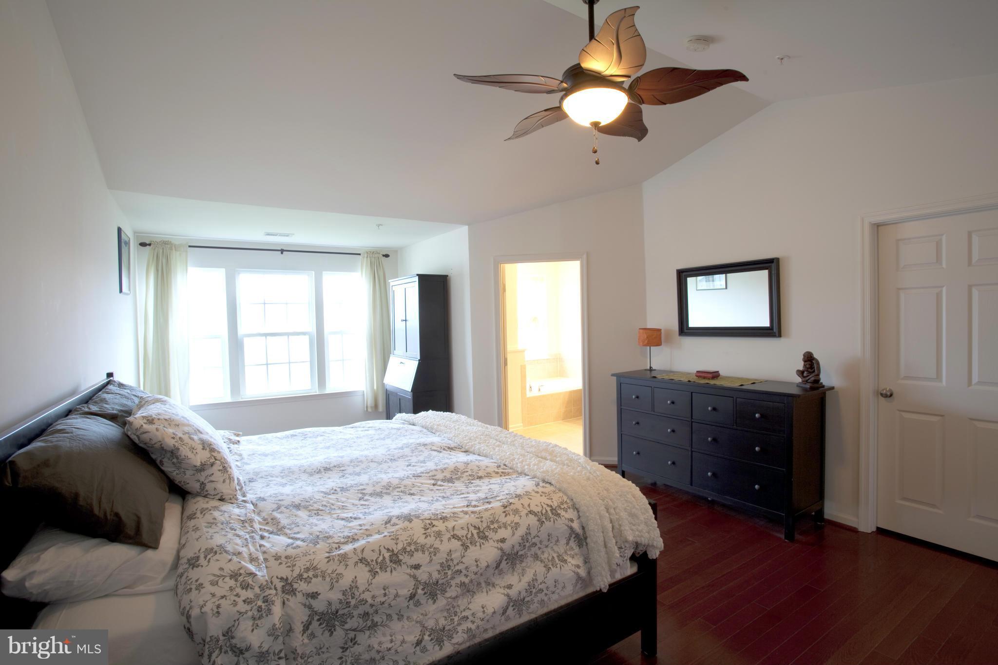 VILLAGE TOWNS - Residential