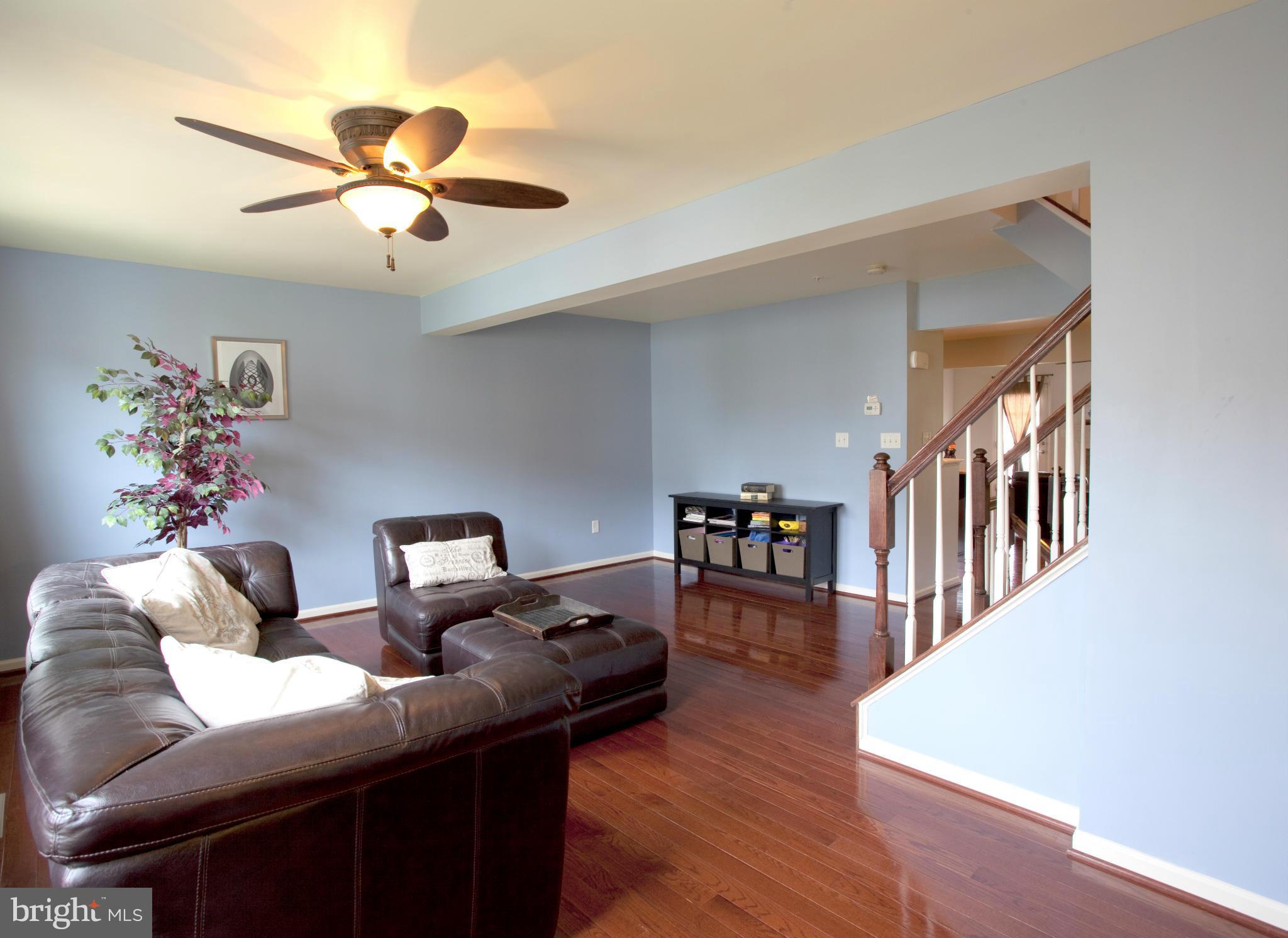 VILLAGE TOWNS - Residential