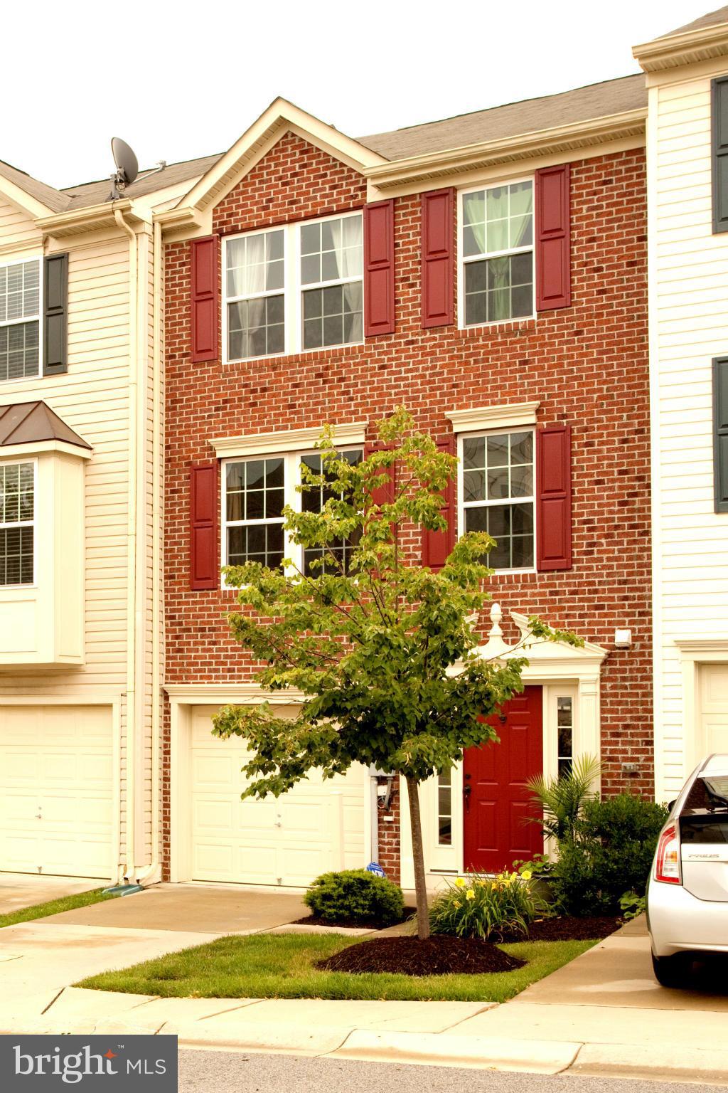 VILLAGE TOWNS - Residential