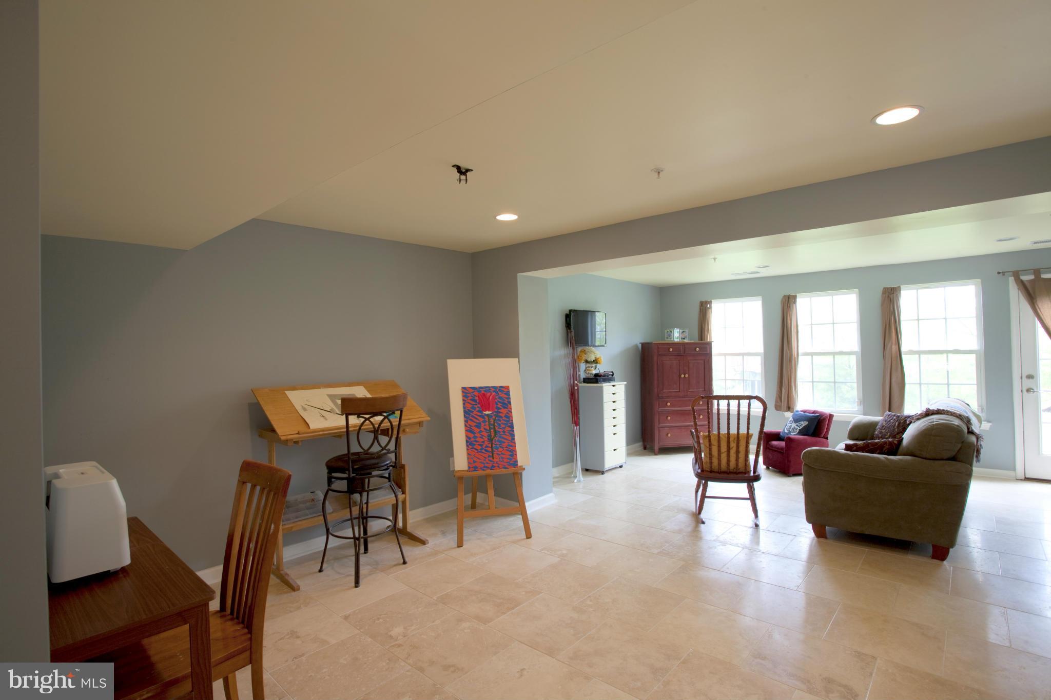 VILLAGE TOWNS - Residential