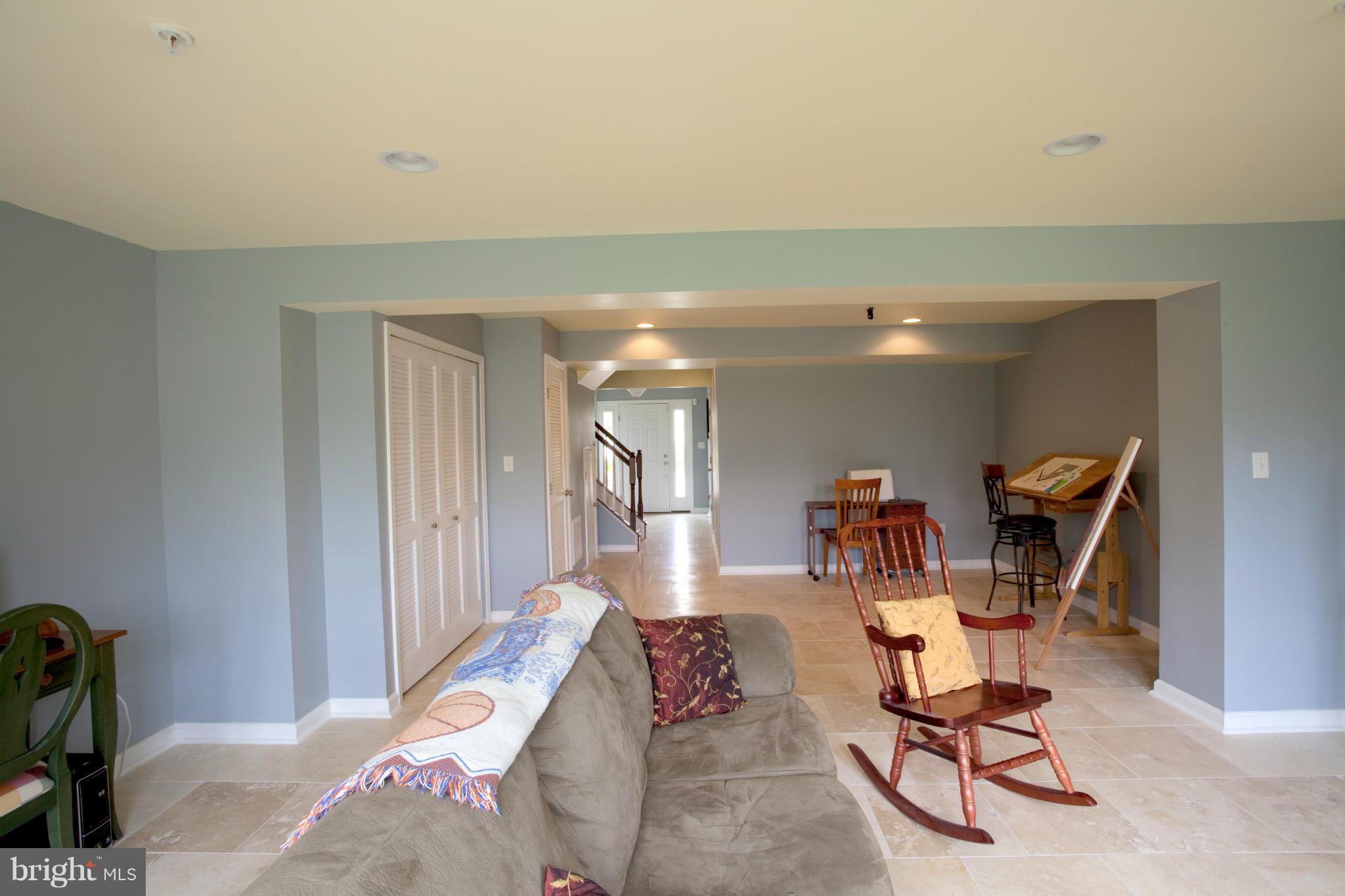 VILLAGE TOWNS - Residential